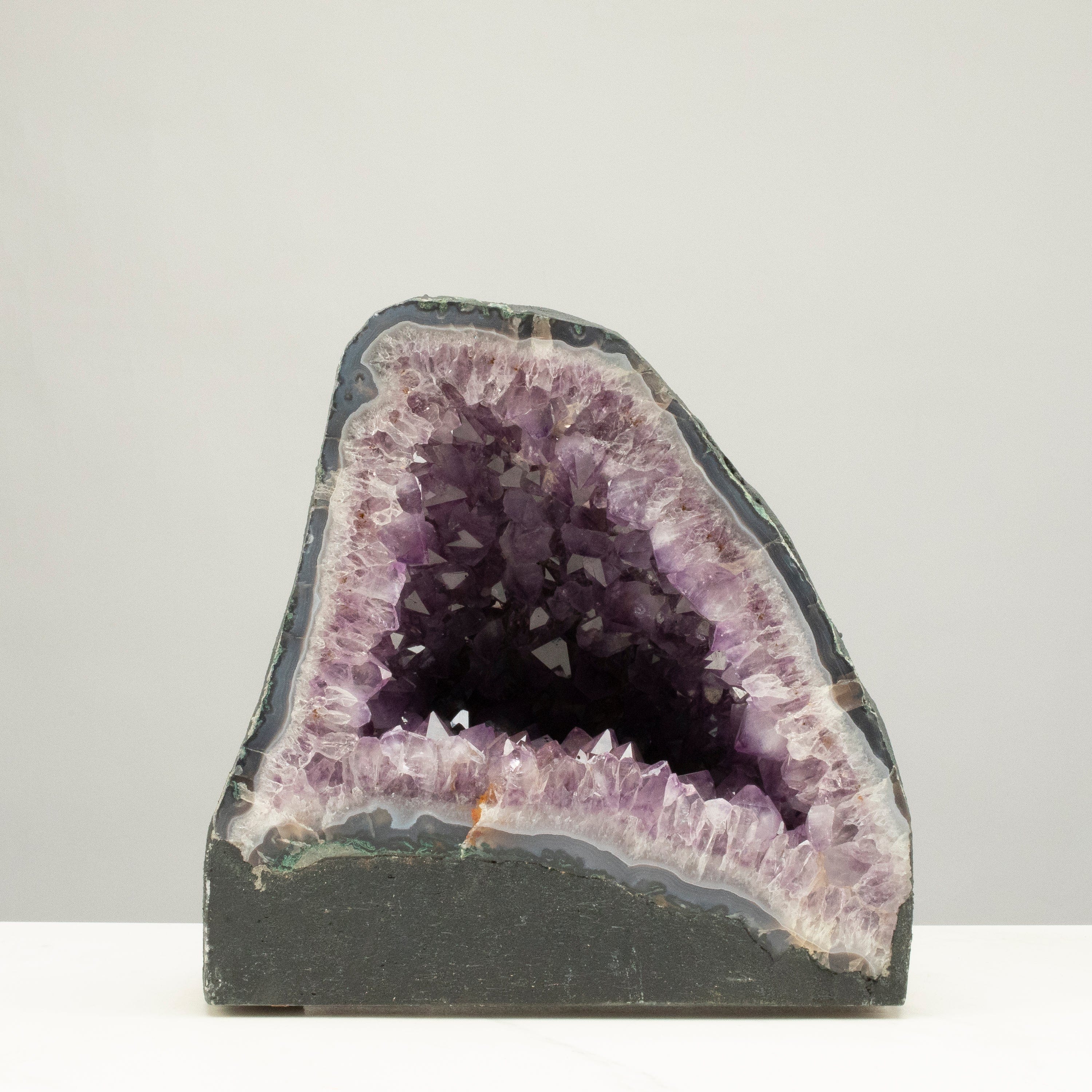 Kalifano Amethyst Amethyst Geode Cathedral from Brazil - 11" / 30 lbs BAG2600.009