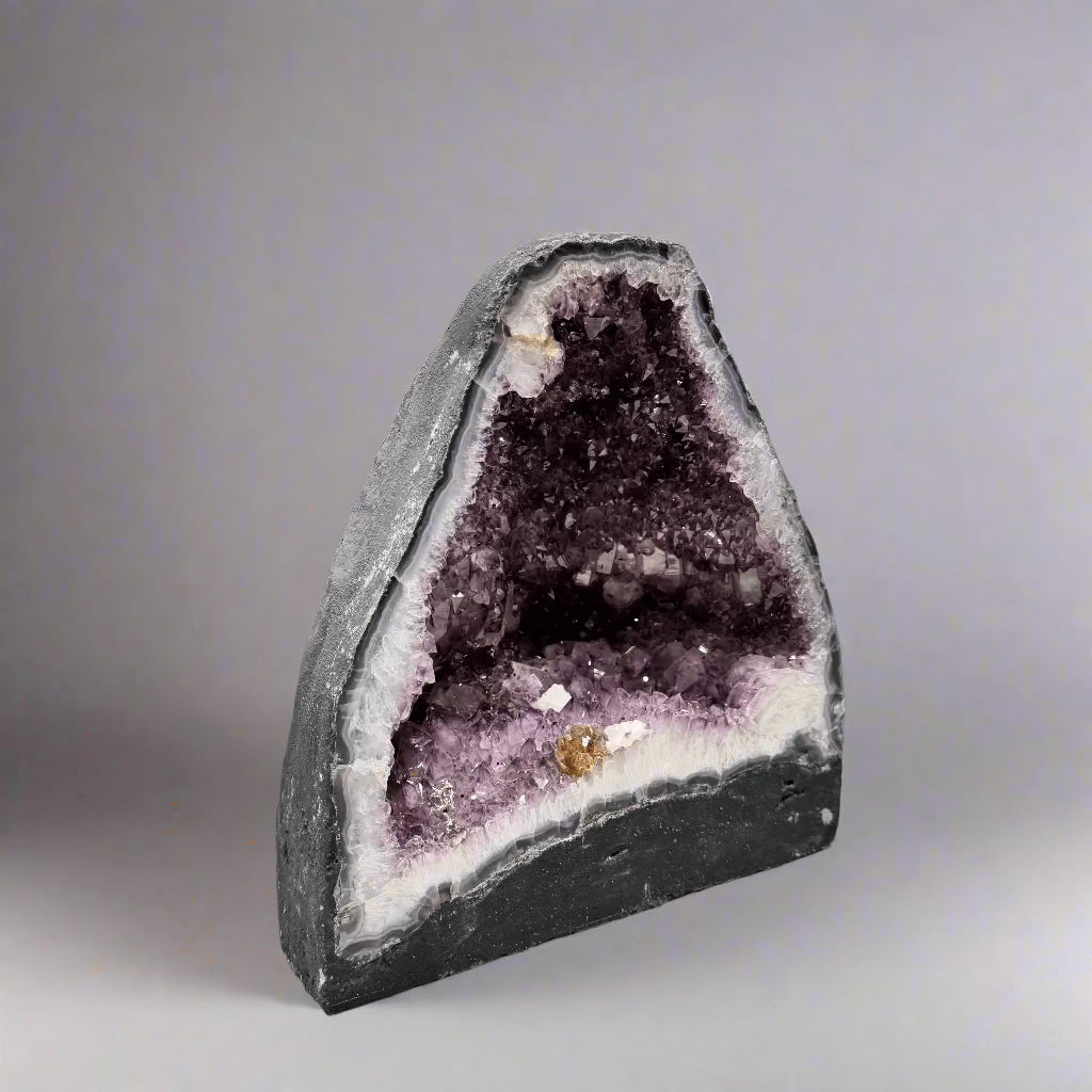 Kalifano Amethyst Amethyst Geode Cathedral from Brazil - 12" / 32 lbs BAG4000.014