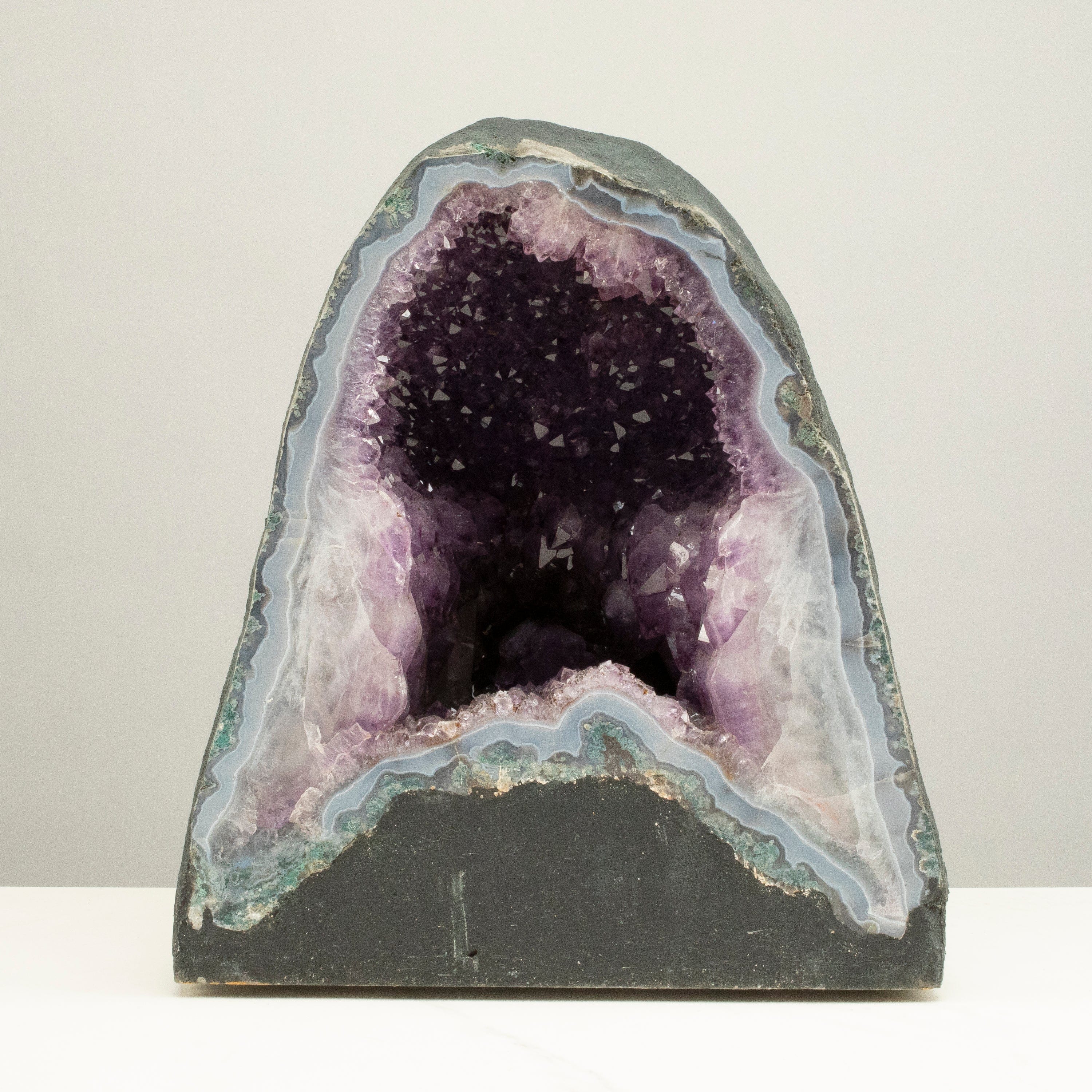 Kalifano Amethyst Amethyst Geode Cathedral from Brazil - 12" / 36 lbs BAG3200.013
