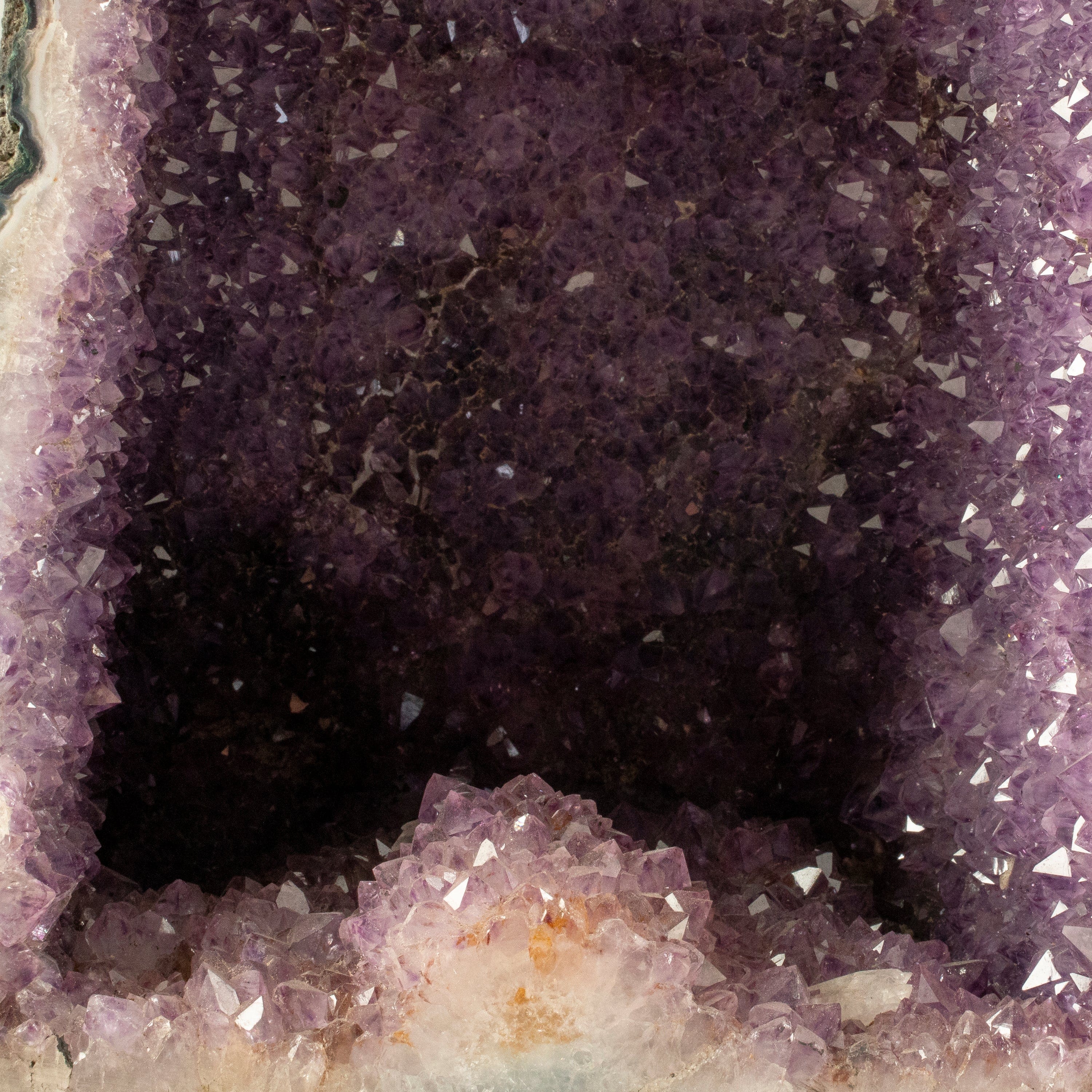 Kalifano Amethyst Amethyst Geode Cathedral from Brazil - 13" / 30 lbs BAG3600.021