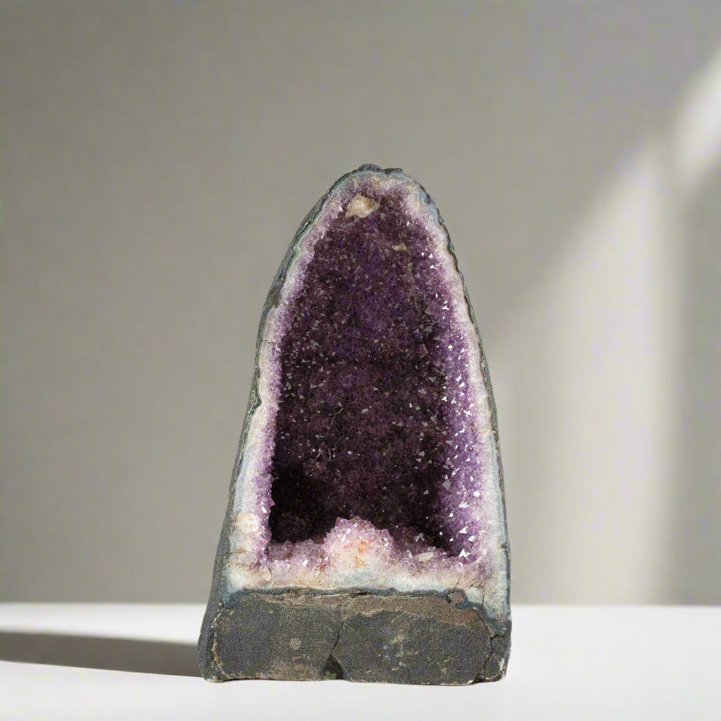 Kalifano Amethyst Amethyst Geode Cathedral from Brazil - 13" / 30 lbs BAG3600.021