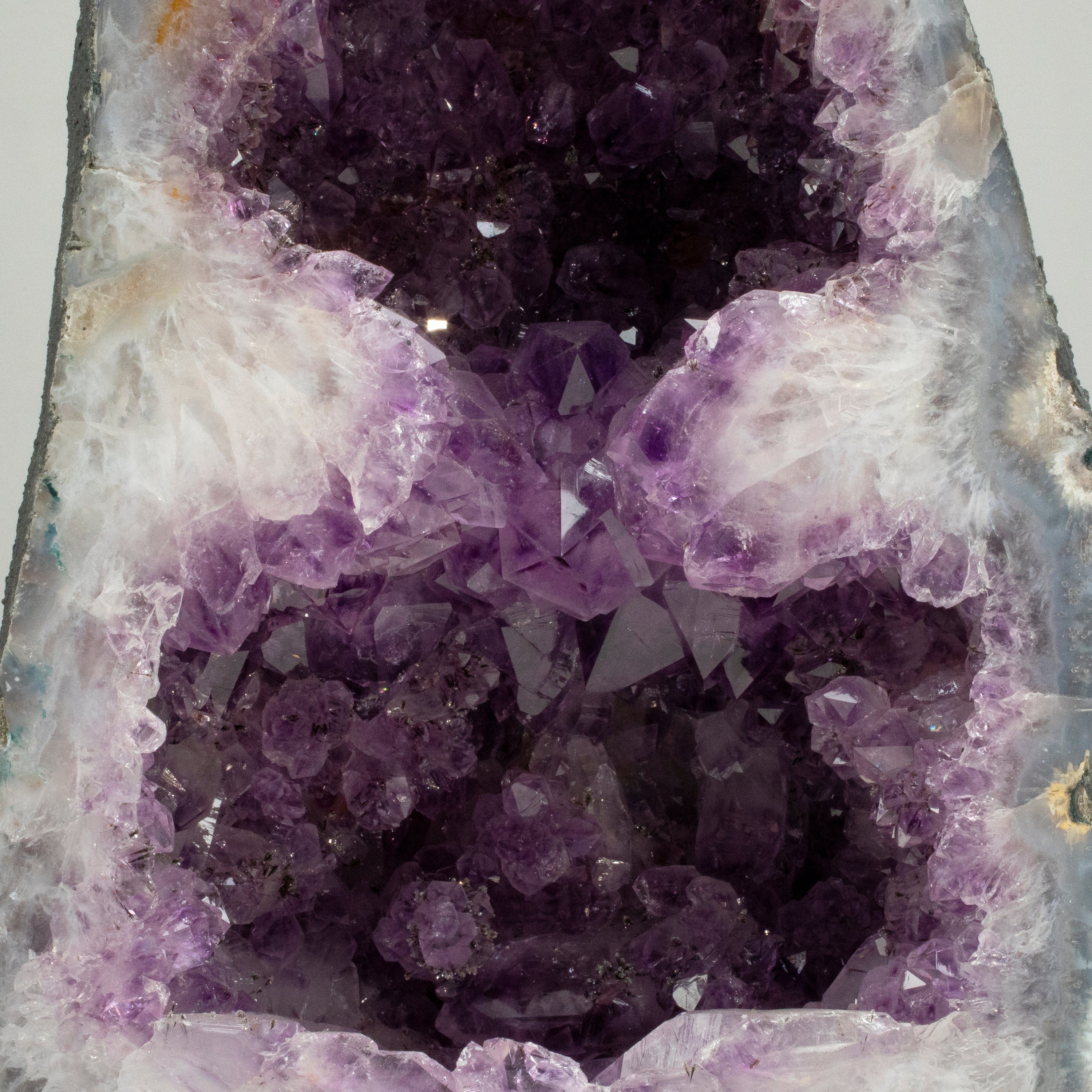 Kalifano Amethyst Amethyst Geode Cathedral from Brazil - 14" / 24 lbs BAG2600.007