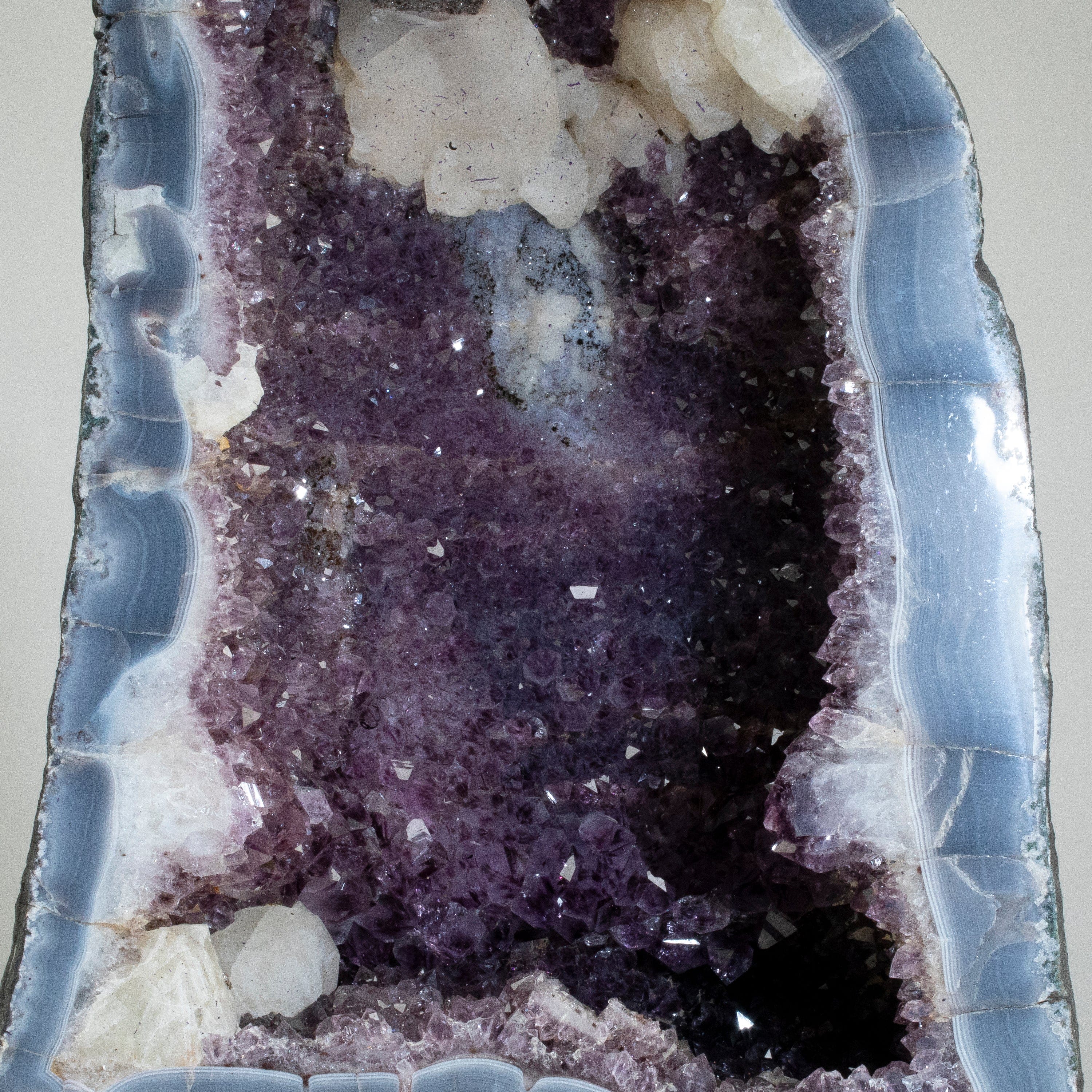 Kalifano Amethyst Amethyst Geode Cathedral from Brazil - 14" / 35.6lbs BAG5000.006