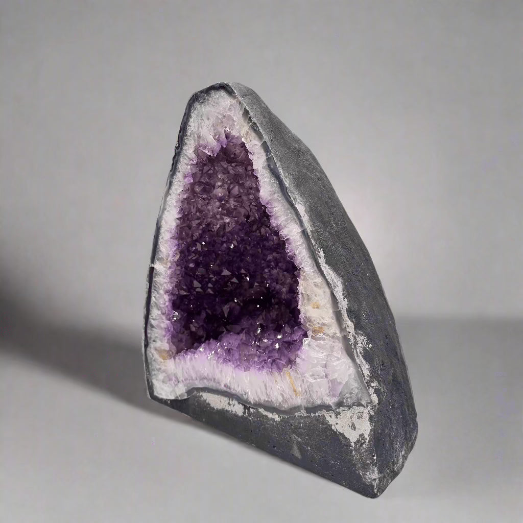 Kalifano Amethyst Amethyst Geode Cathedral from Brazil - 14" / 42 lbs BAG4200.005