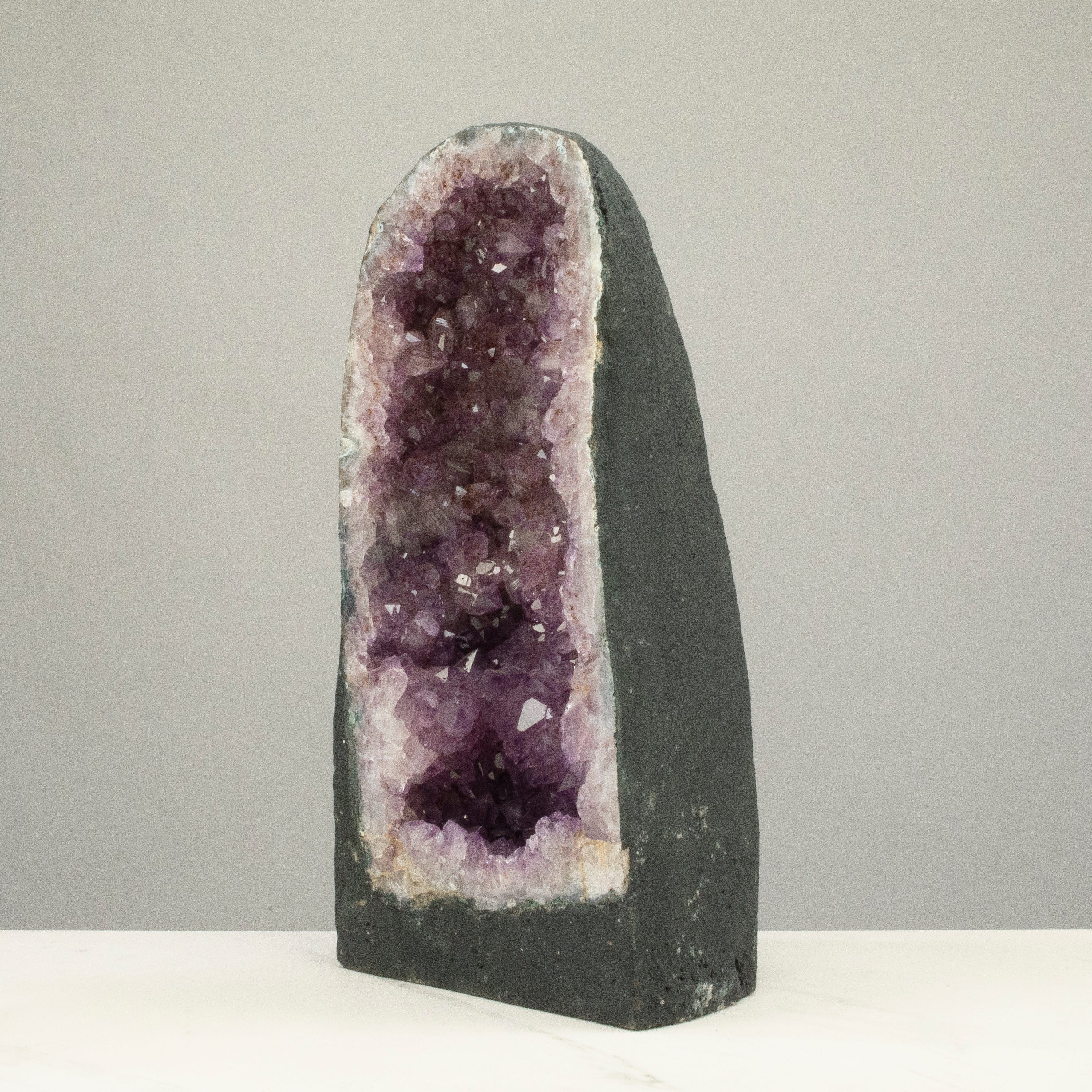 Kalifano Amethyst Amethyst Geode Cathedral from Brazil - 15" / 25 lbs BAG2600.008