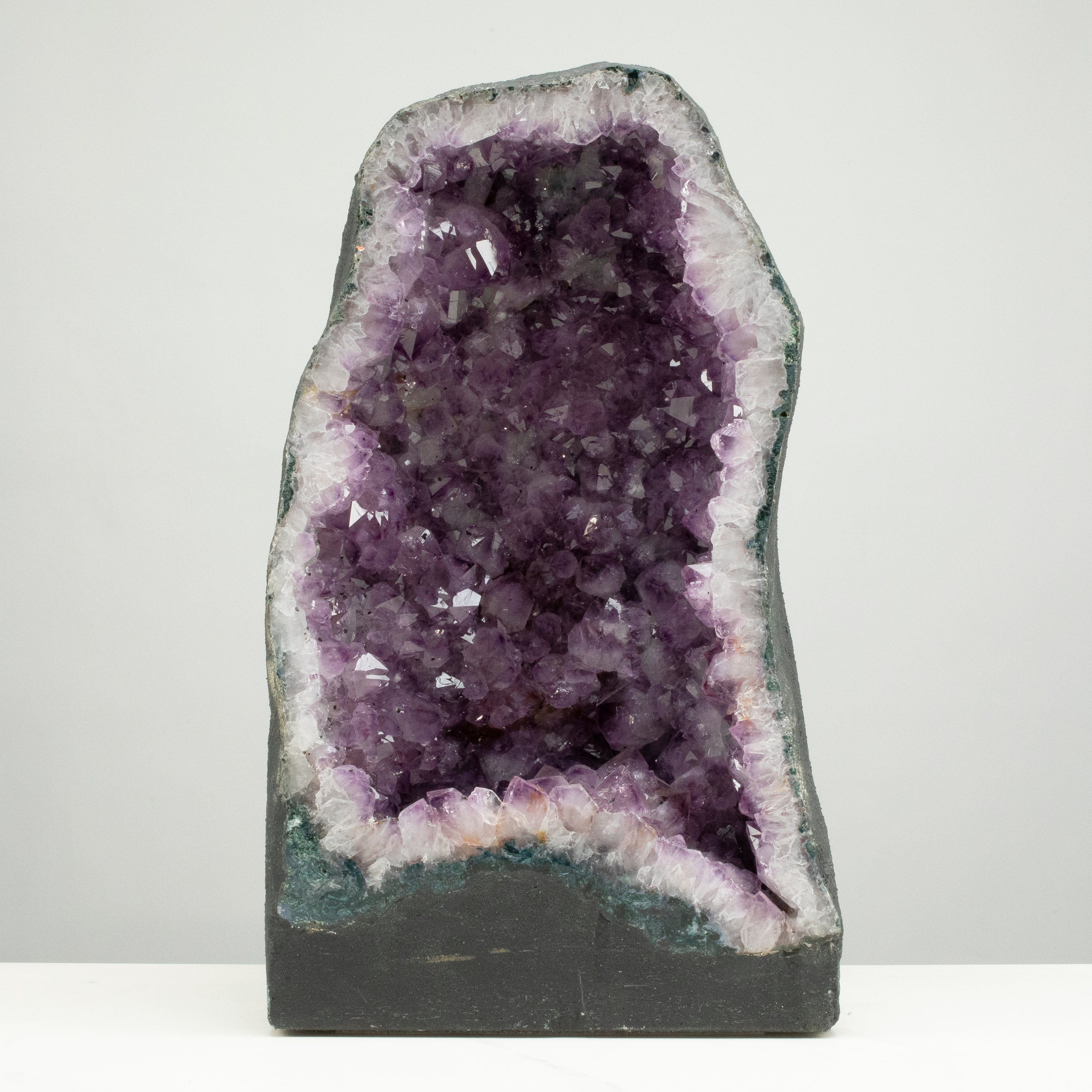 Kalifano Amethyst Amethyst Geode Cathedral from Brazil - 16" / 42 lbs BAG5200.003