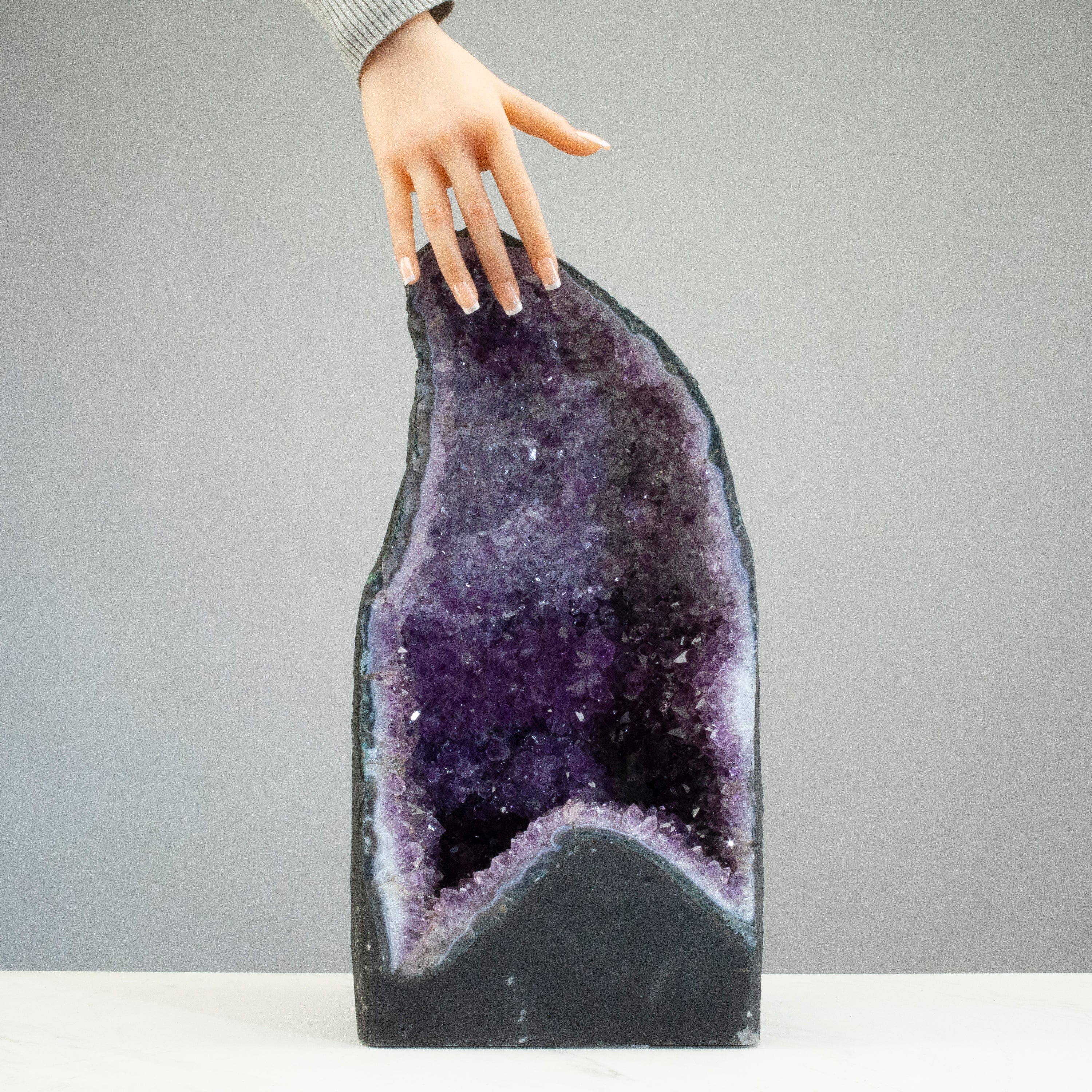 Kalifano Amethyst Amethyst Geode Cathedral from Brazil - 17" / 33lbs BAG5200.005