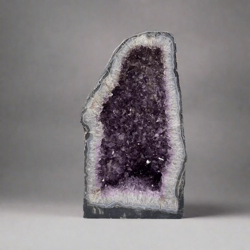 Kalifano Amethyst Amethyst Geode Cathedral from Brazil - 17" / 44 lbs BAG5000.010