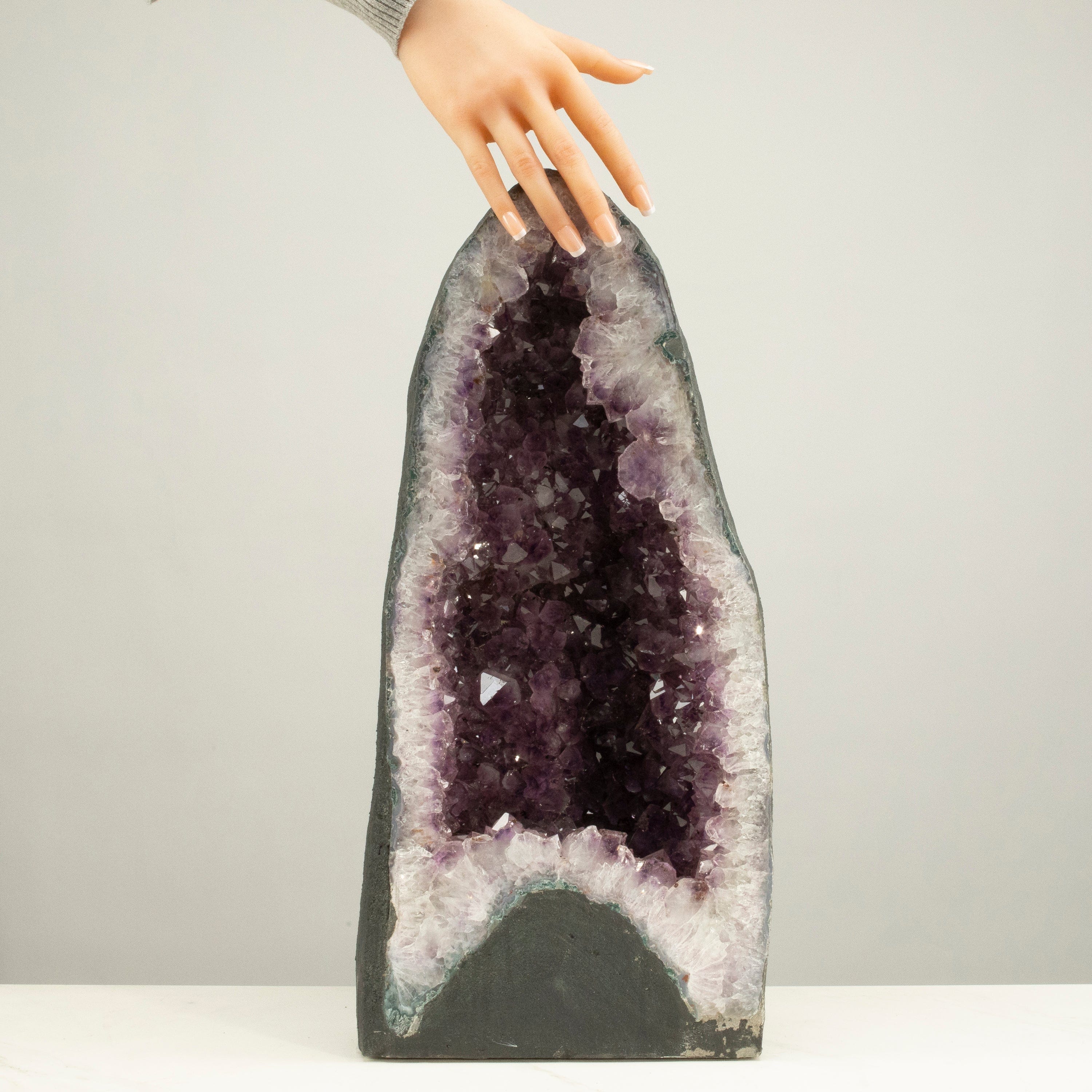 Kalifano Amethyst Amethyst Geode Cathedral from Brazil - 19" / 51 lbs BAG5000.007
