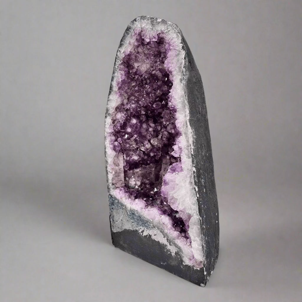 Kalifano Amethyst Amethyst Geode Cathedral from Brazil - 20" / 60 lbs BAG6000.013