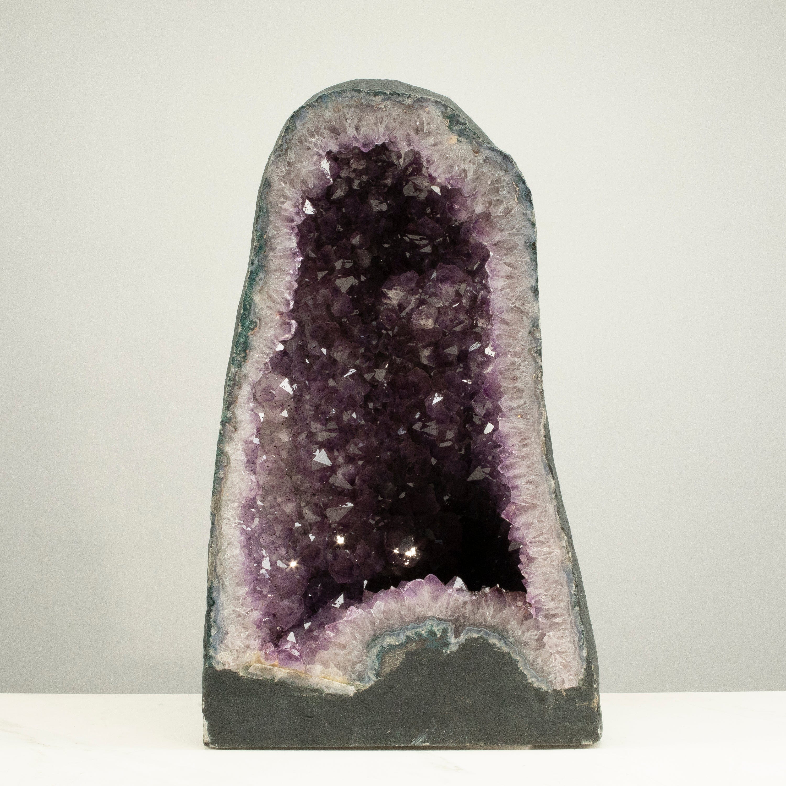 Kalifano Amethyst Amethyst Geode Cathedral from Brazil - 20" / 81 lbs BAG7800.007