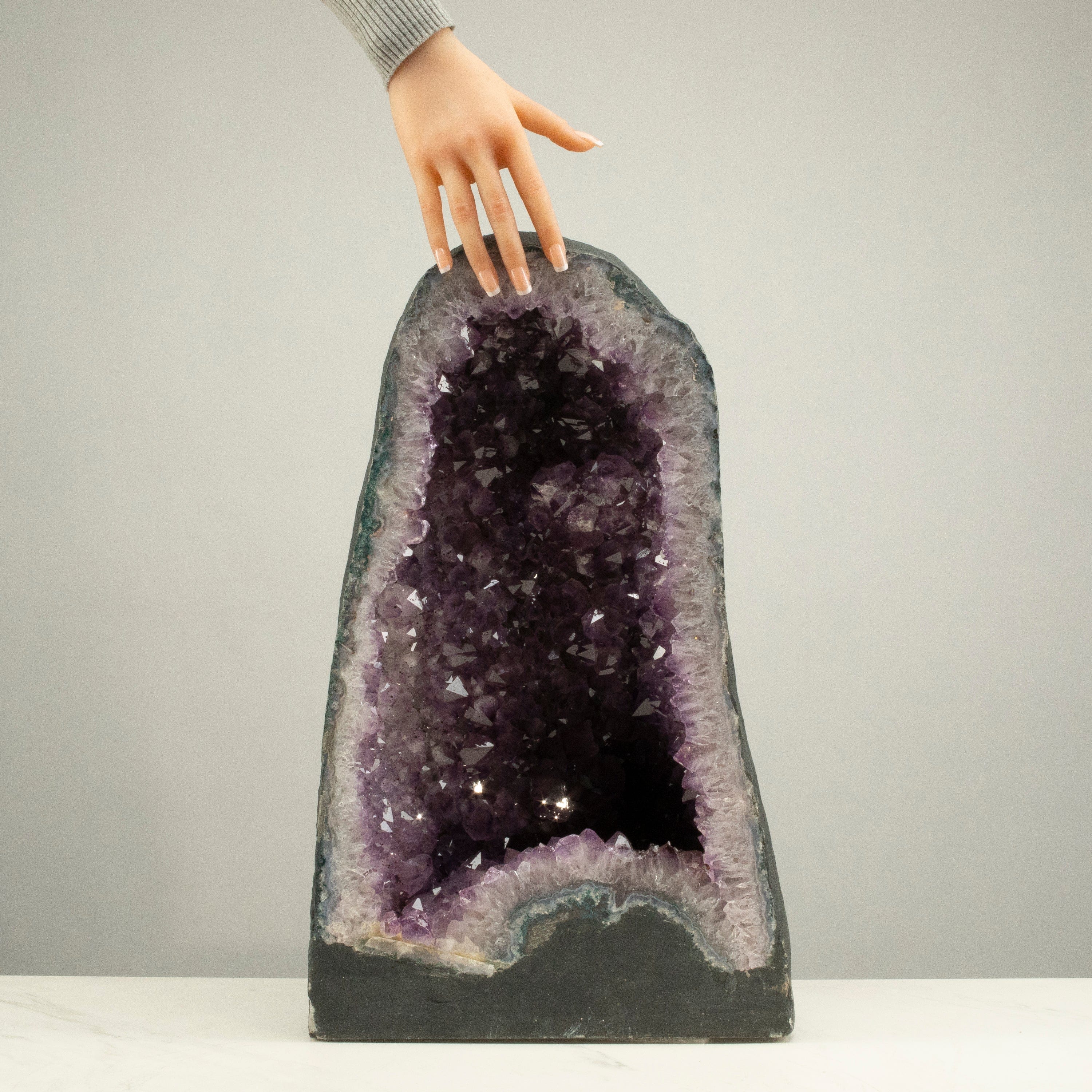 Kalifano Amethyst Amethyst Geode Cathedral from Brazil - 20" / 81 lbs BAG7800.007