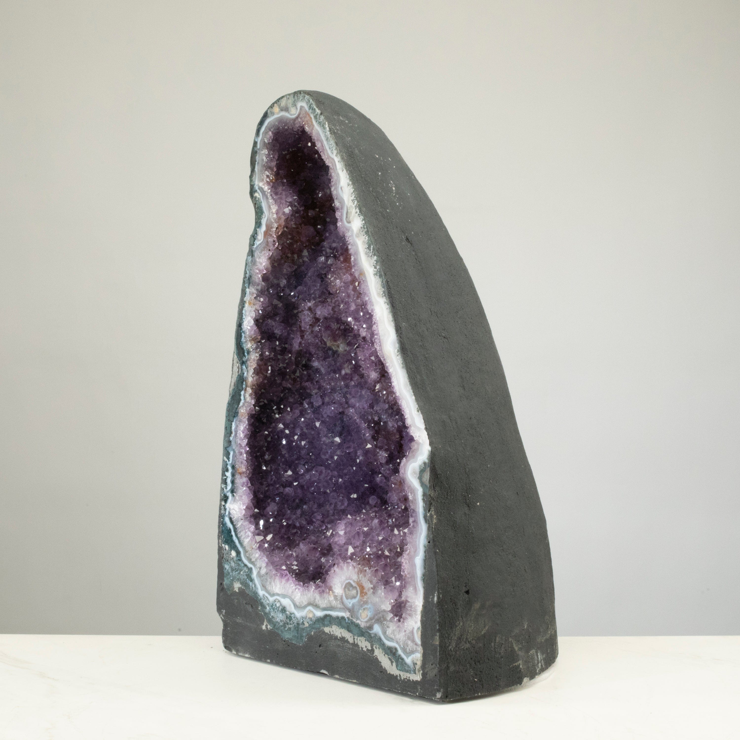 Kalifano Amethyst Amethyst Geode Cathedral from Brazil - 21" / 75 lbs BAG78000.008