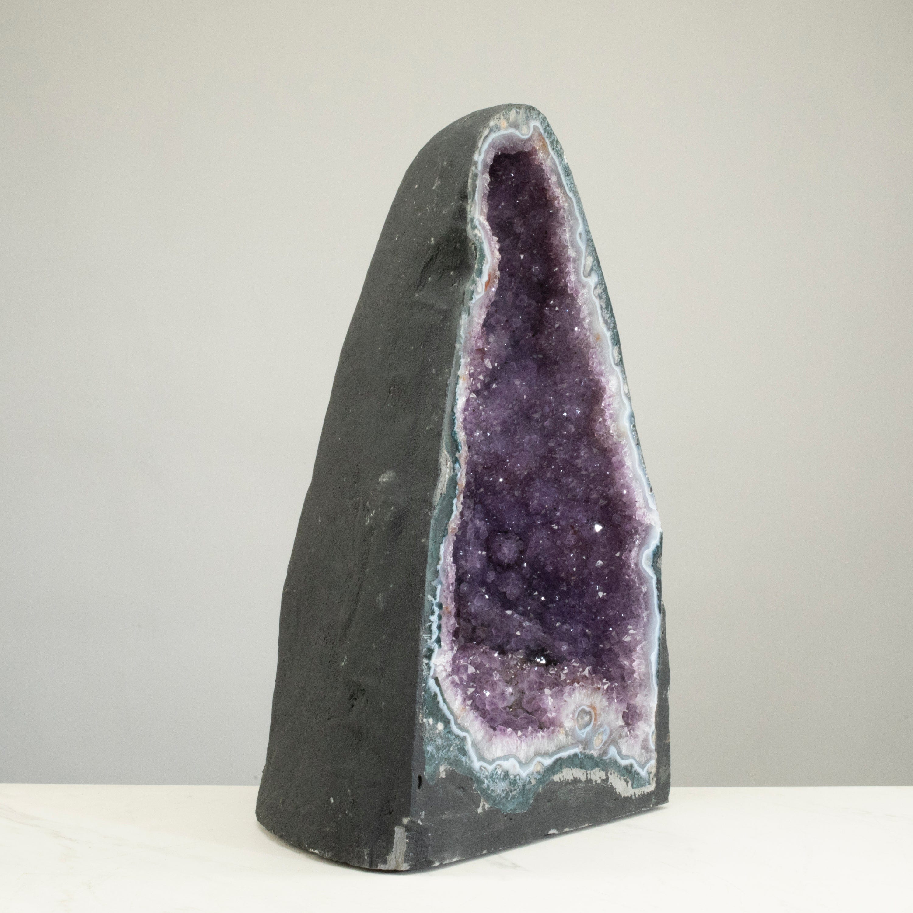 Kalifano Amethyst Amethyst Geode Cathedral from Brazil - 21" / 75 lbs BAG78000.008