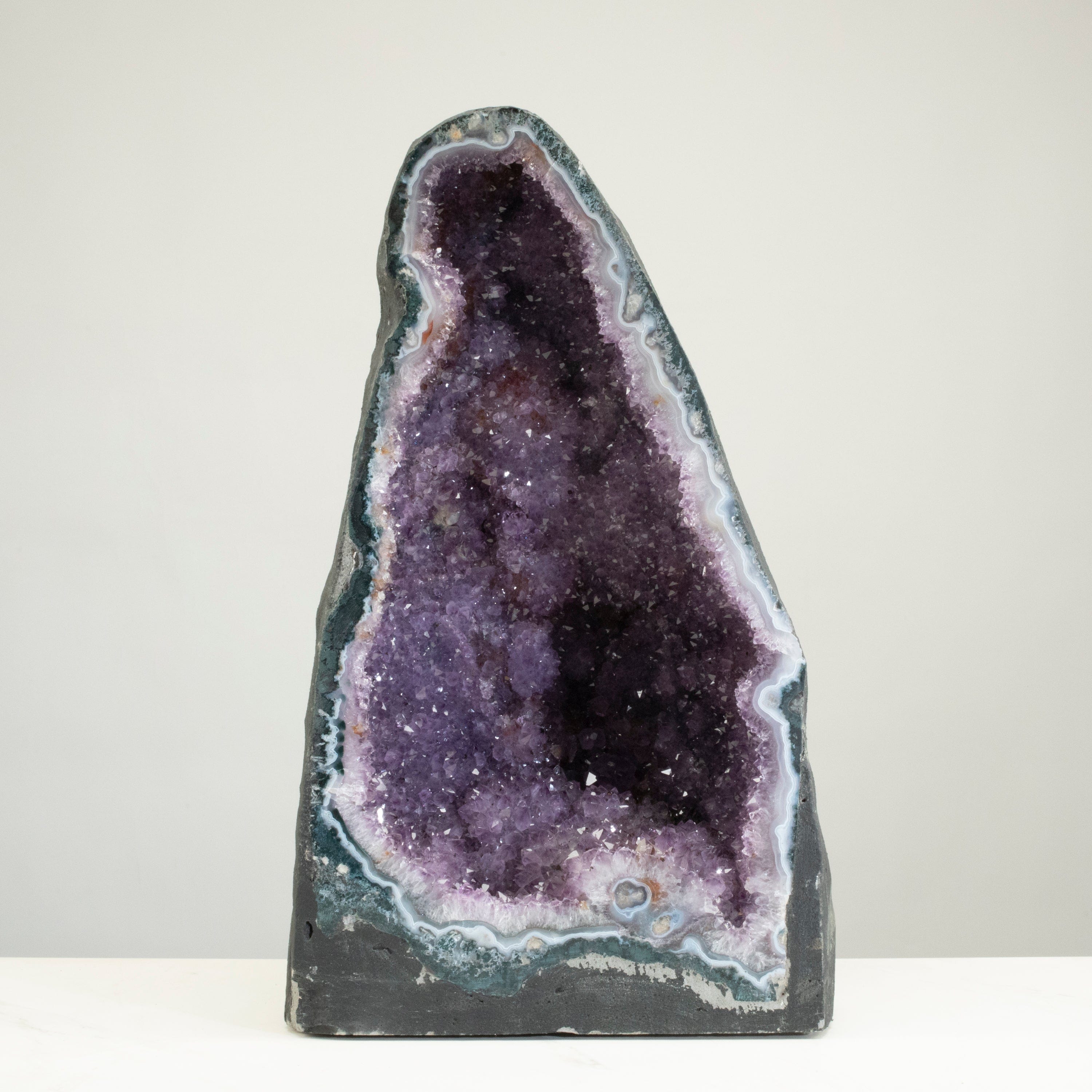 Kalifano Amethyst Amethyst Geode Cathedral from Brazil - 21" / 75 lbs BAG78000.008