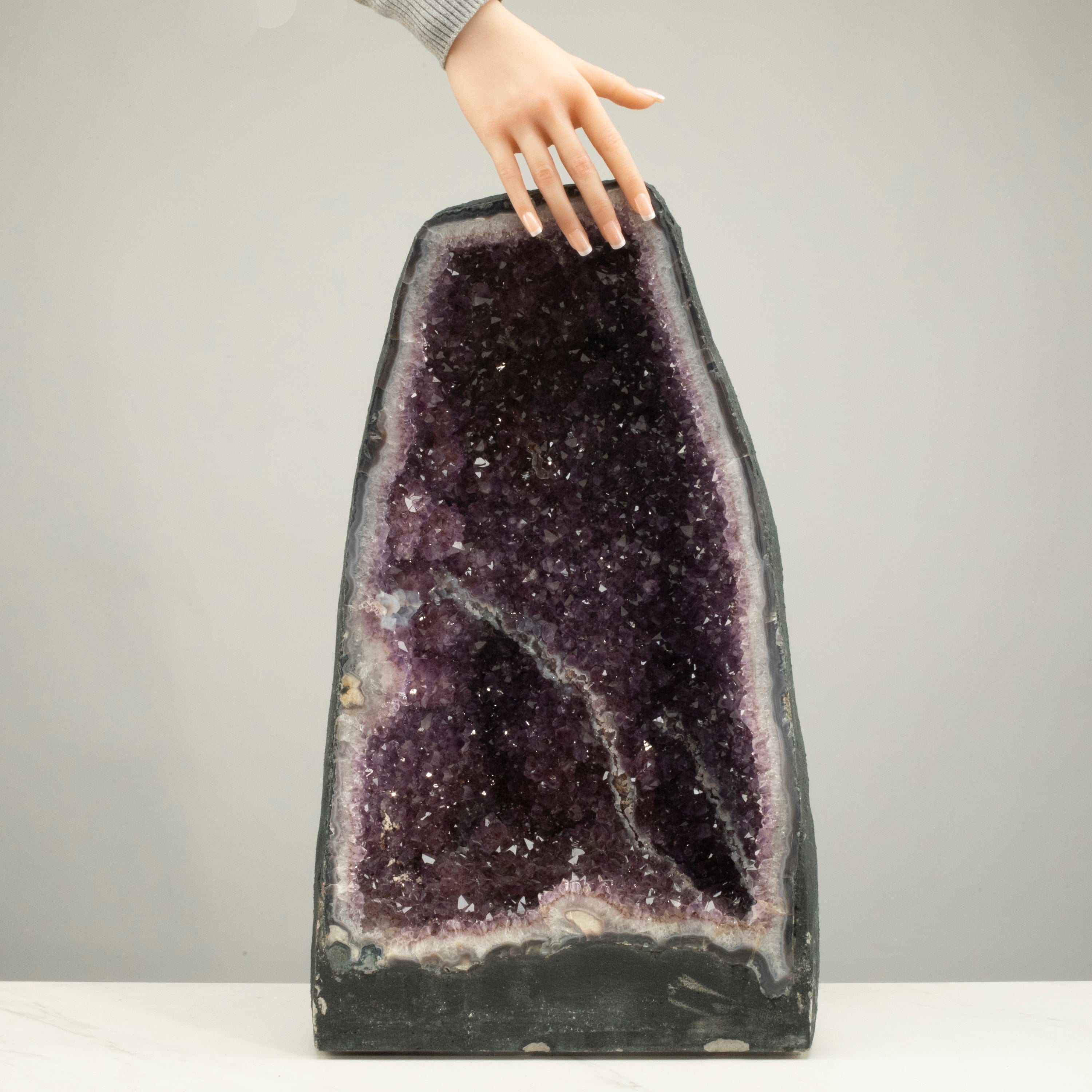 Kalifano Amethyst Amethyst Geode Cathedral from Brazil - 22" / 90 lbs BAG9000.008