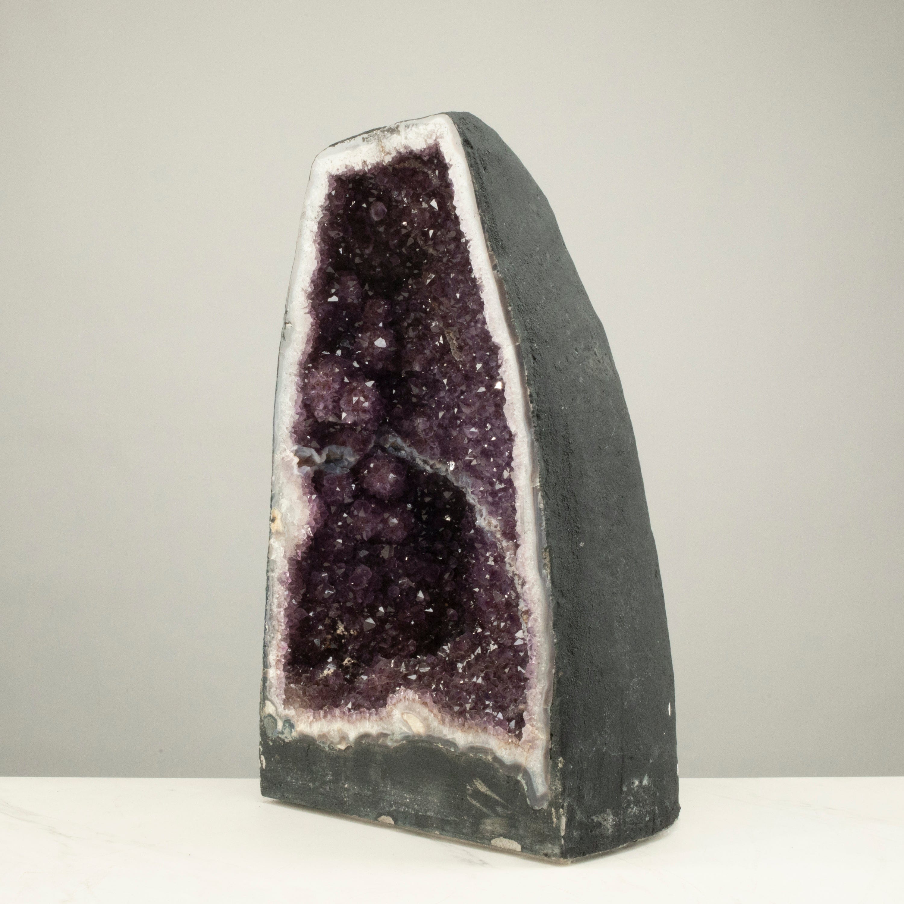 Kalifano Amethyst Amethyst Geode Cathedral from Brazil - 22" / 90 lbs BAG9000.008