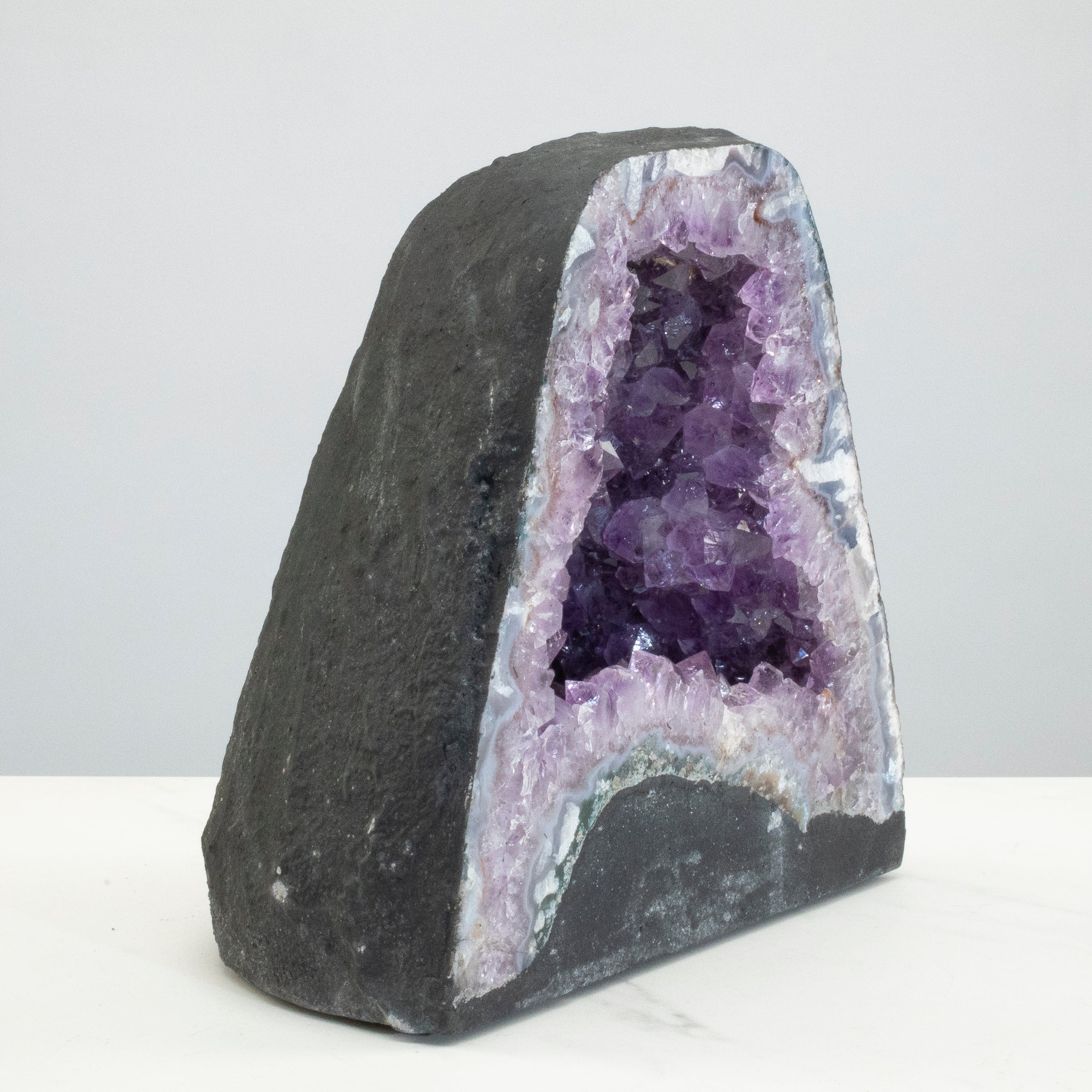 Kalifano Amethyst Amethyst Geode Cathedral from Brazil - 8" / 14.1lbs BAG1800.007