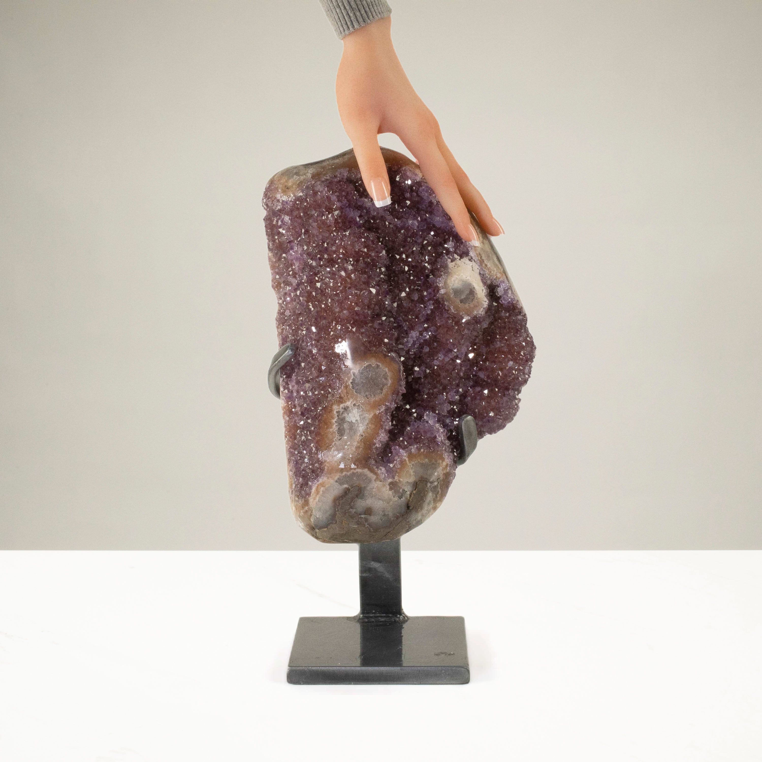 Kalifano Amethyst Uruguayan Amethyst Geode on Custom Stand - 18.6 lbs / 14.5 in. UAG4200.007