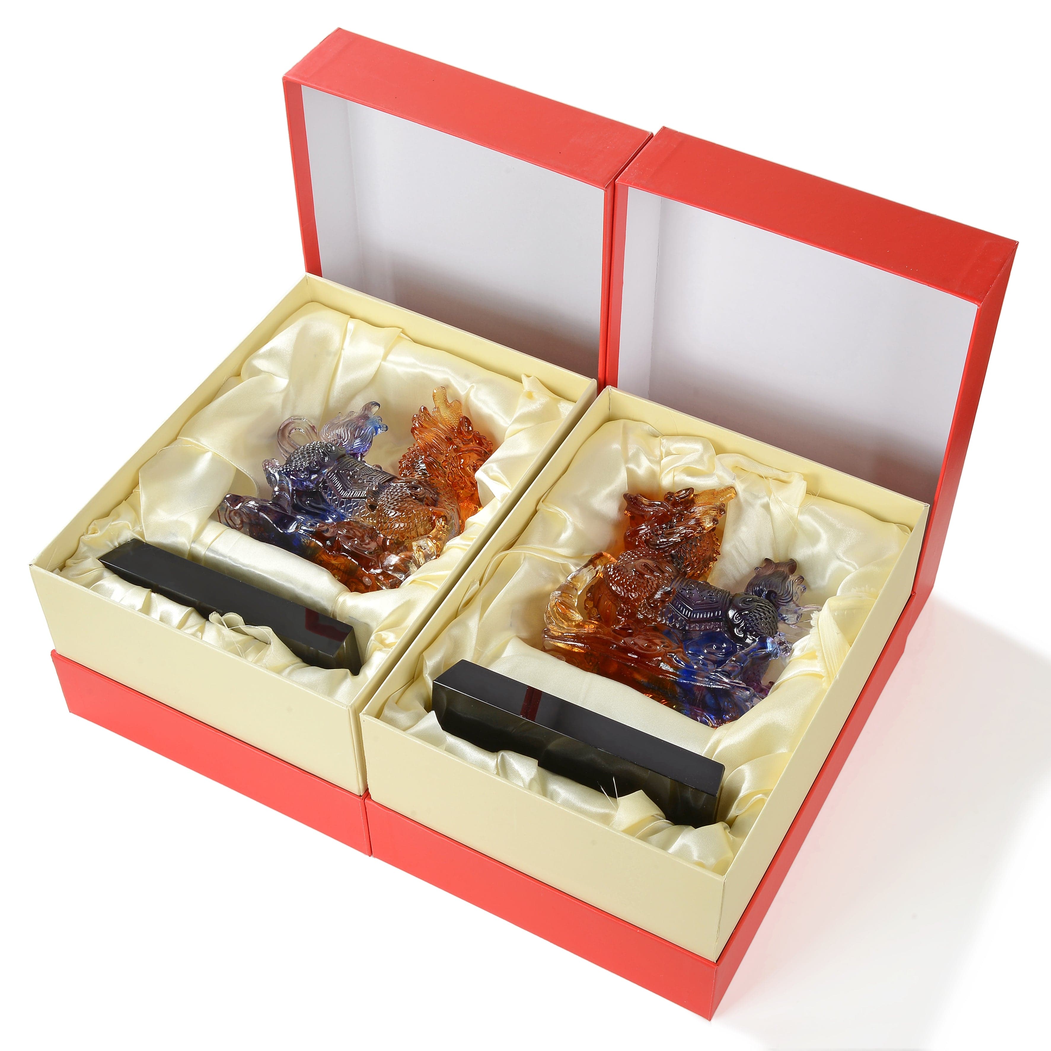 Kalifano Crystal Carving Elegant Qilin Crystal Carving Pair with Detachable Base - A Symbol of Good Luck and Prosperity CR700-KYL