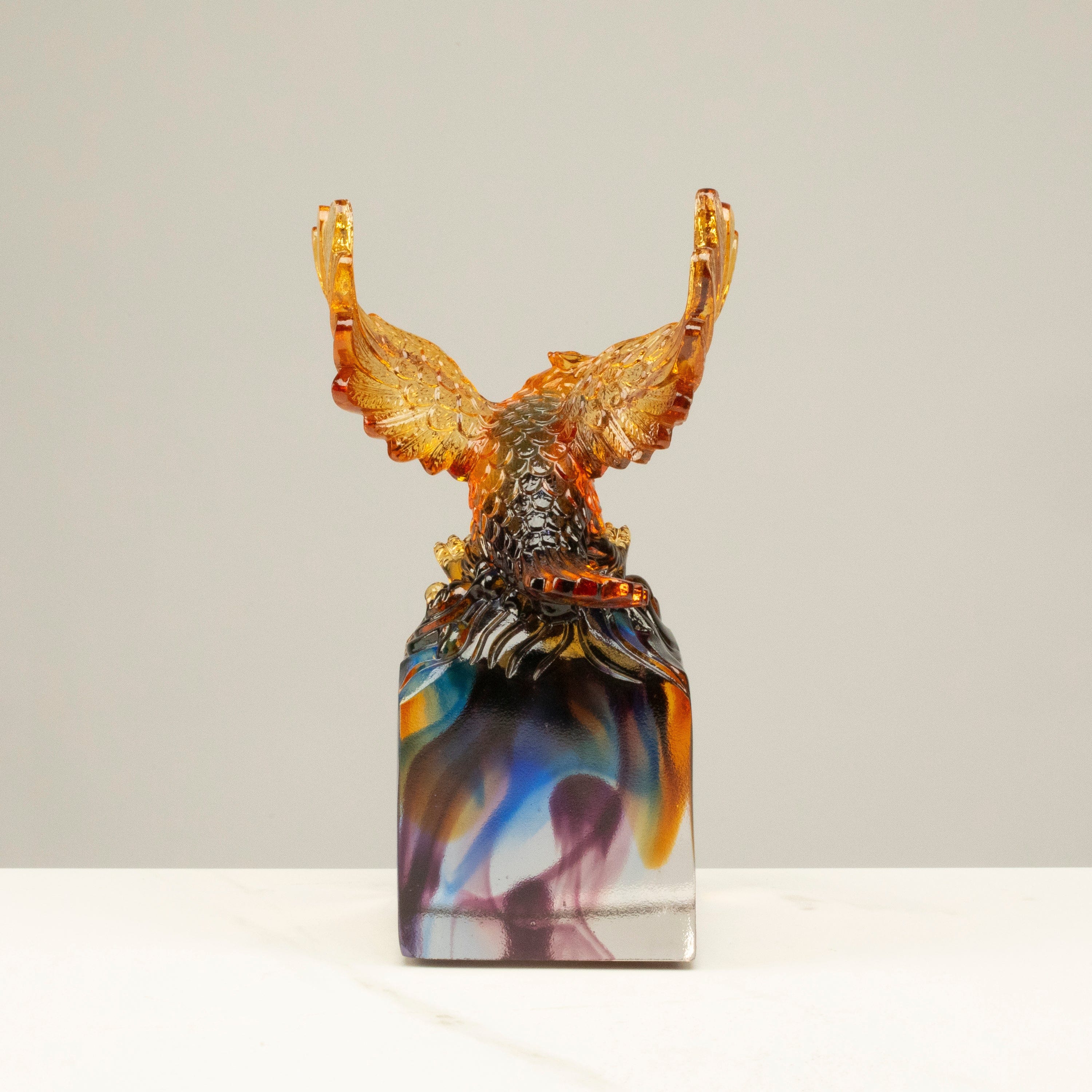 Kalifano Crystal Carving Majestic Eagle Crystal Carving - A Symbol of Freedom and Independence CR230-EAG