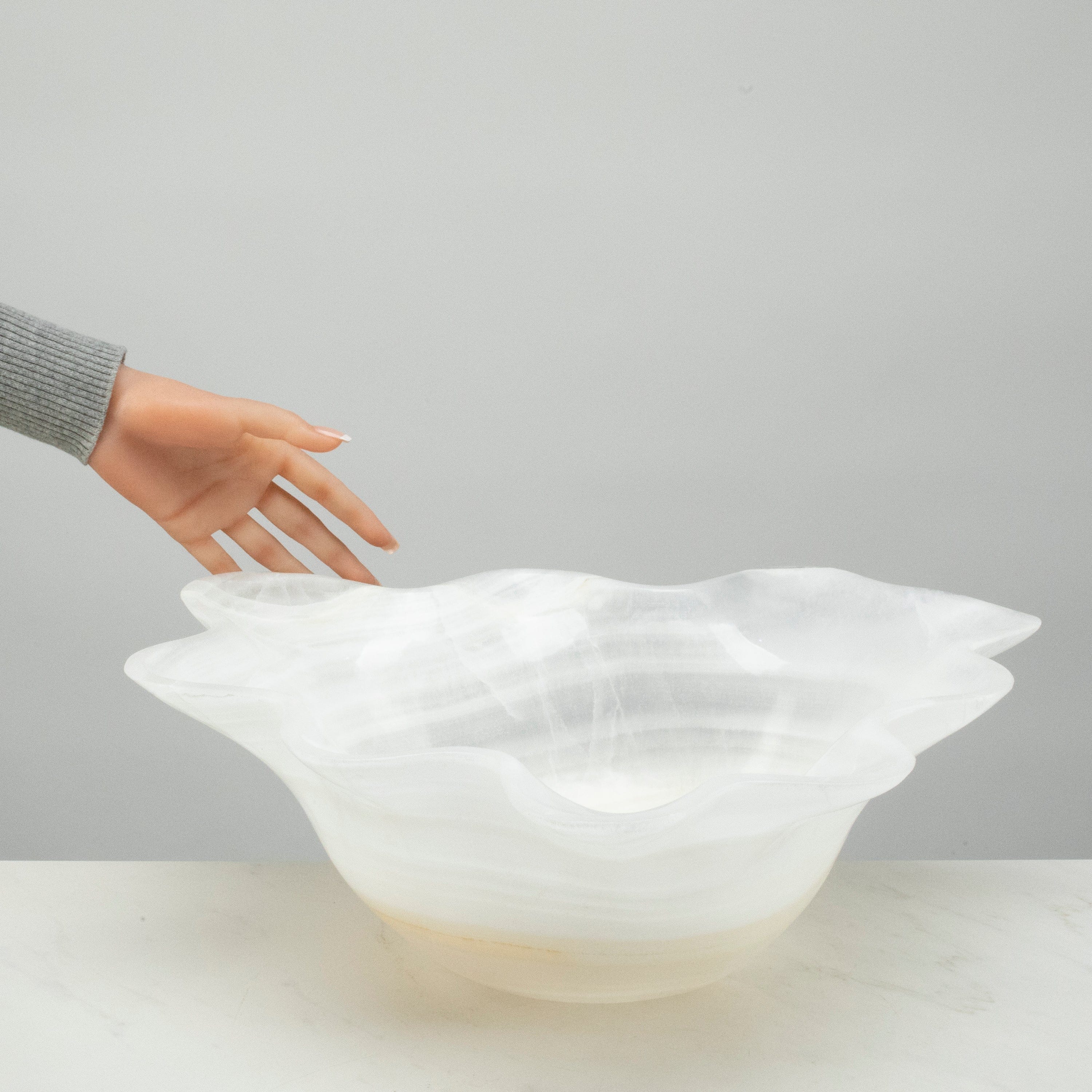 KALIFANO Gemstone Bowls Natural White Onyx Bowl 16.5" BOX8200.001