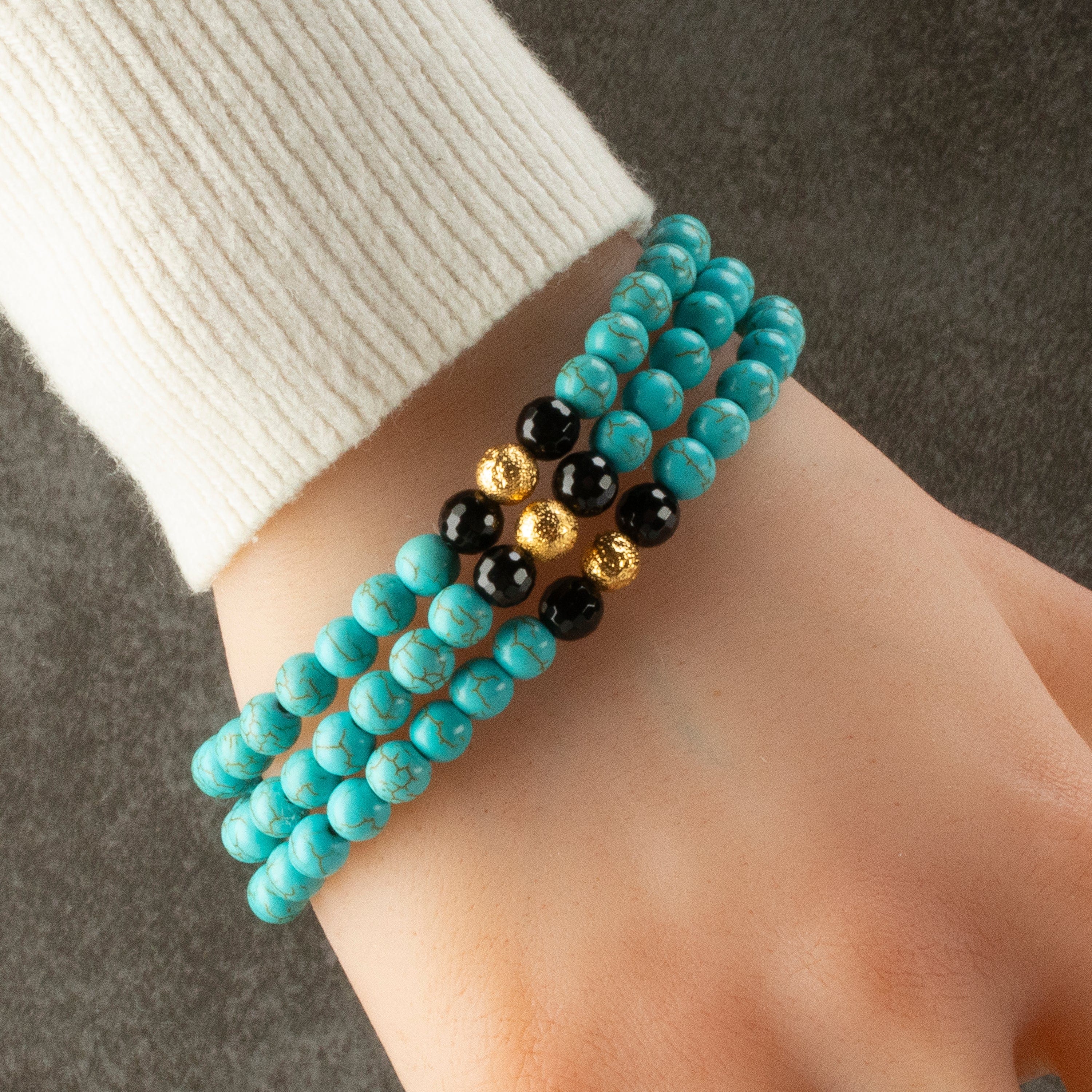 Kalifano Gemstone Bracelets Howlite Turquoise 6mm Beads with Black Agate & Gold Sparkly Accent Beads Triple Wrap Gemstone Elastic Bracelet WHITE-BGI3-084