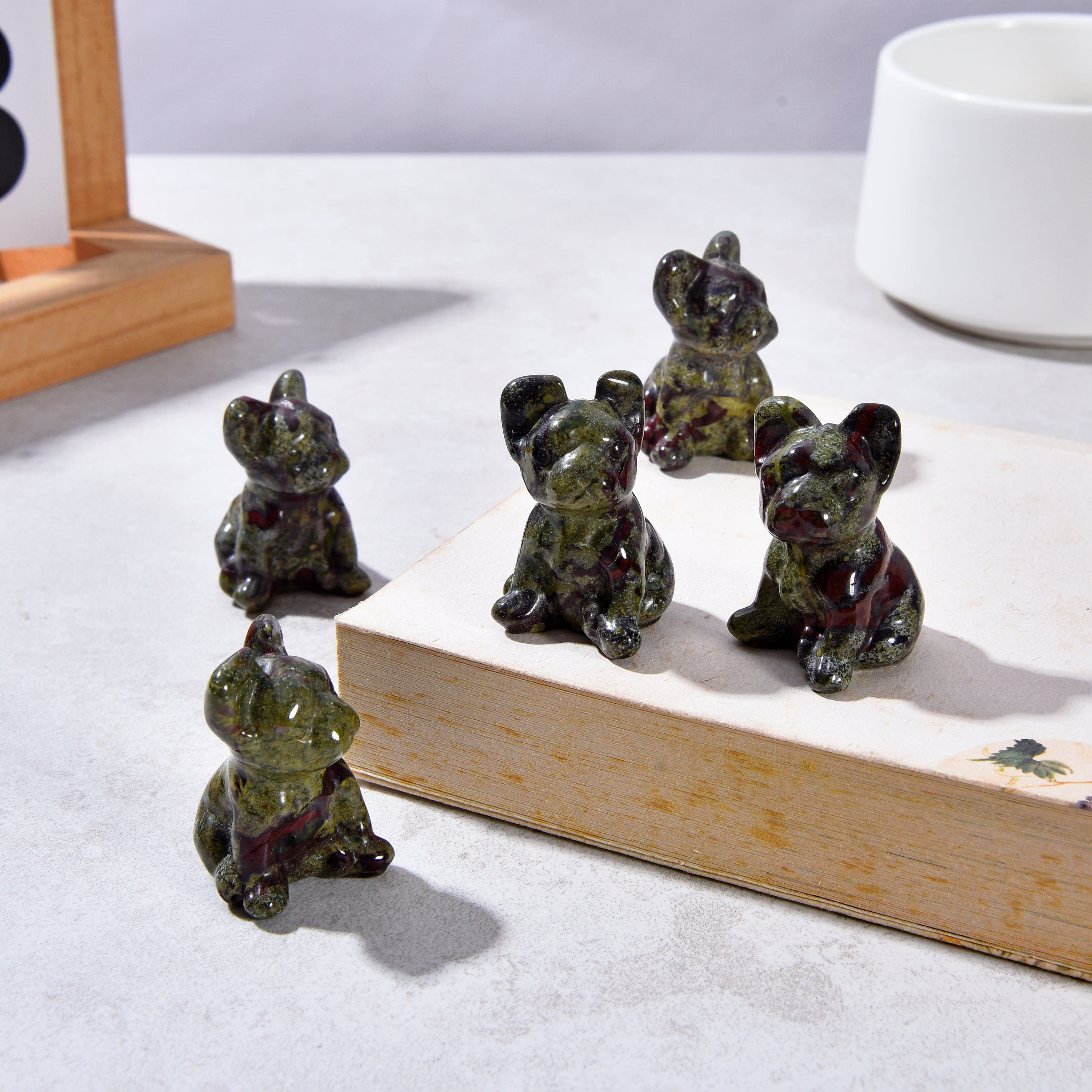 KALIFANO Gemstone Carvings 1.5" Bloodstone Bulldog Natural Gemstone Carving CV11-BD-BS