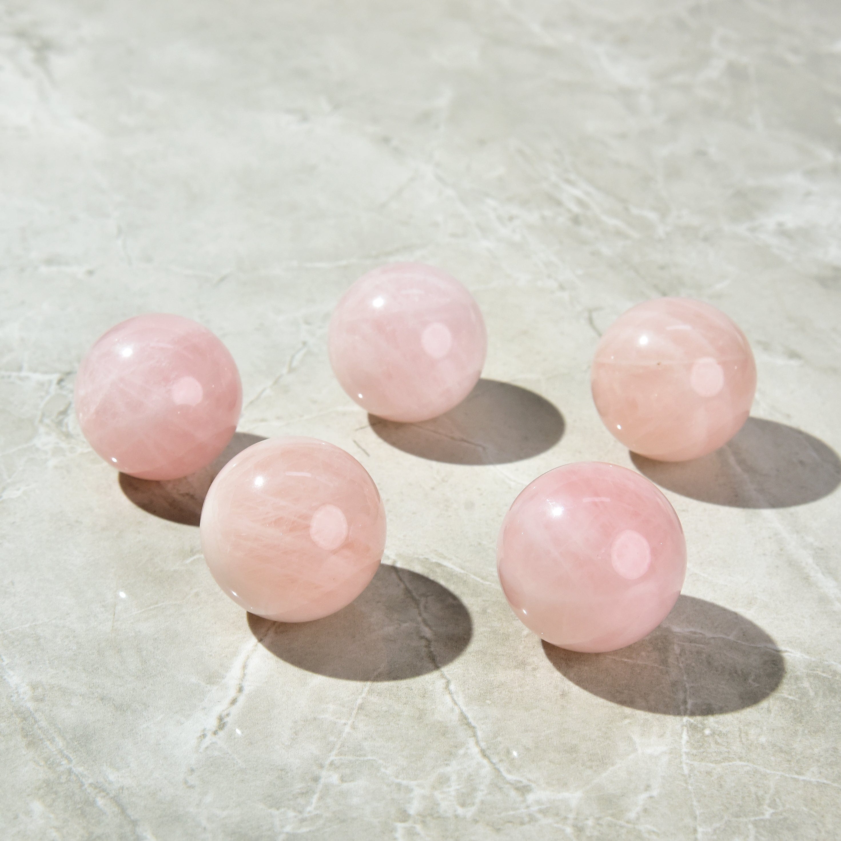 KALIFANO Gemstone Carvings 1.6" Rose Quartz Sphere Natural Gemstone Carving CV15-SP-RQ
