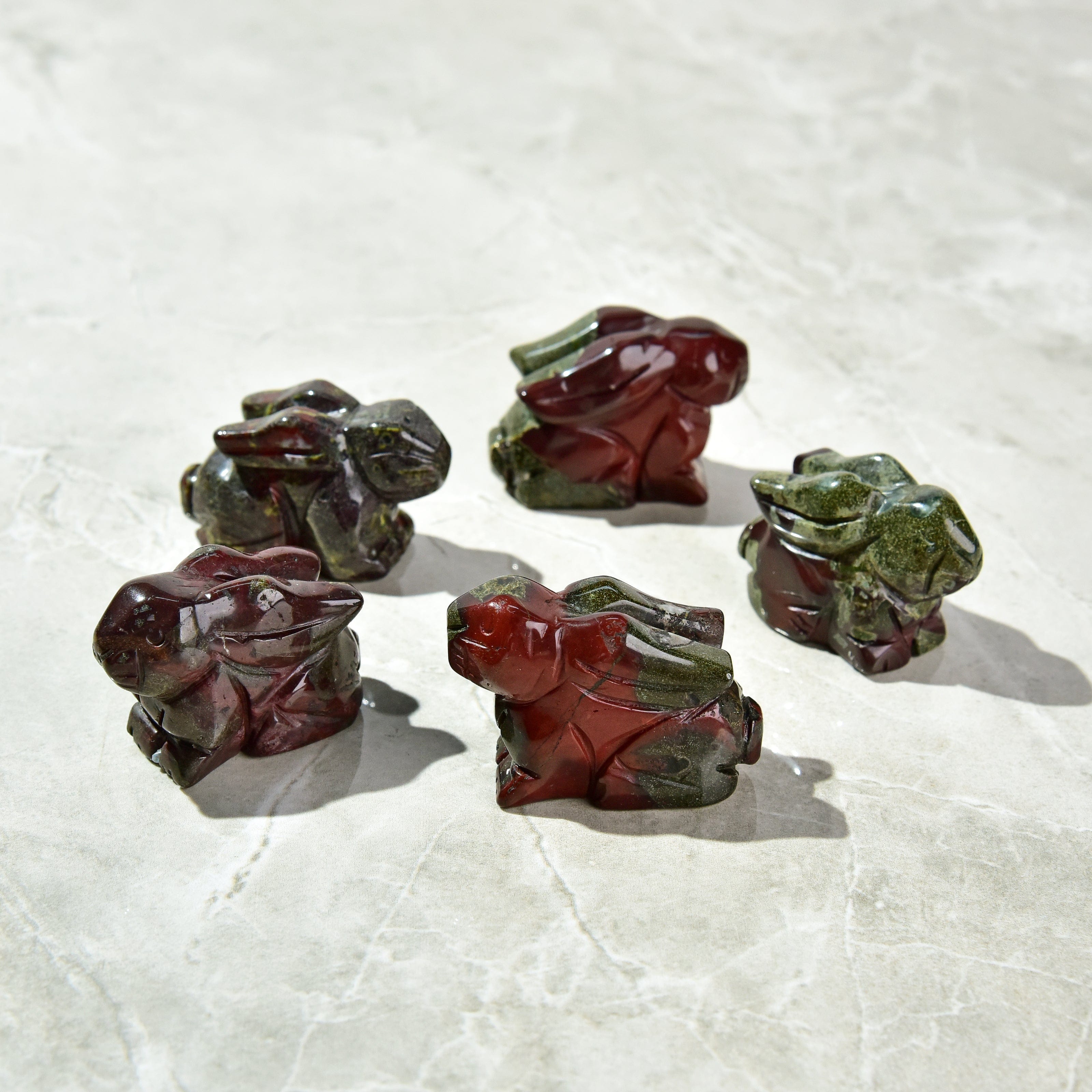 KALIFANO Gemstone Carvings 2" Bloodstone Rabbit Natural Gemstone Carving CV14-R-BS