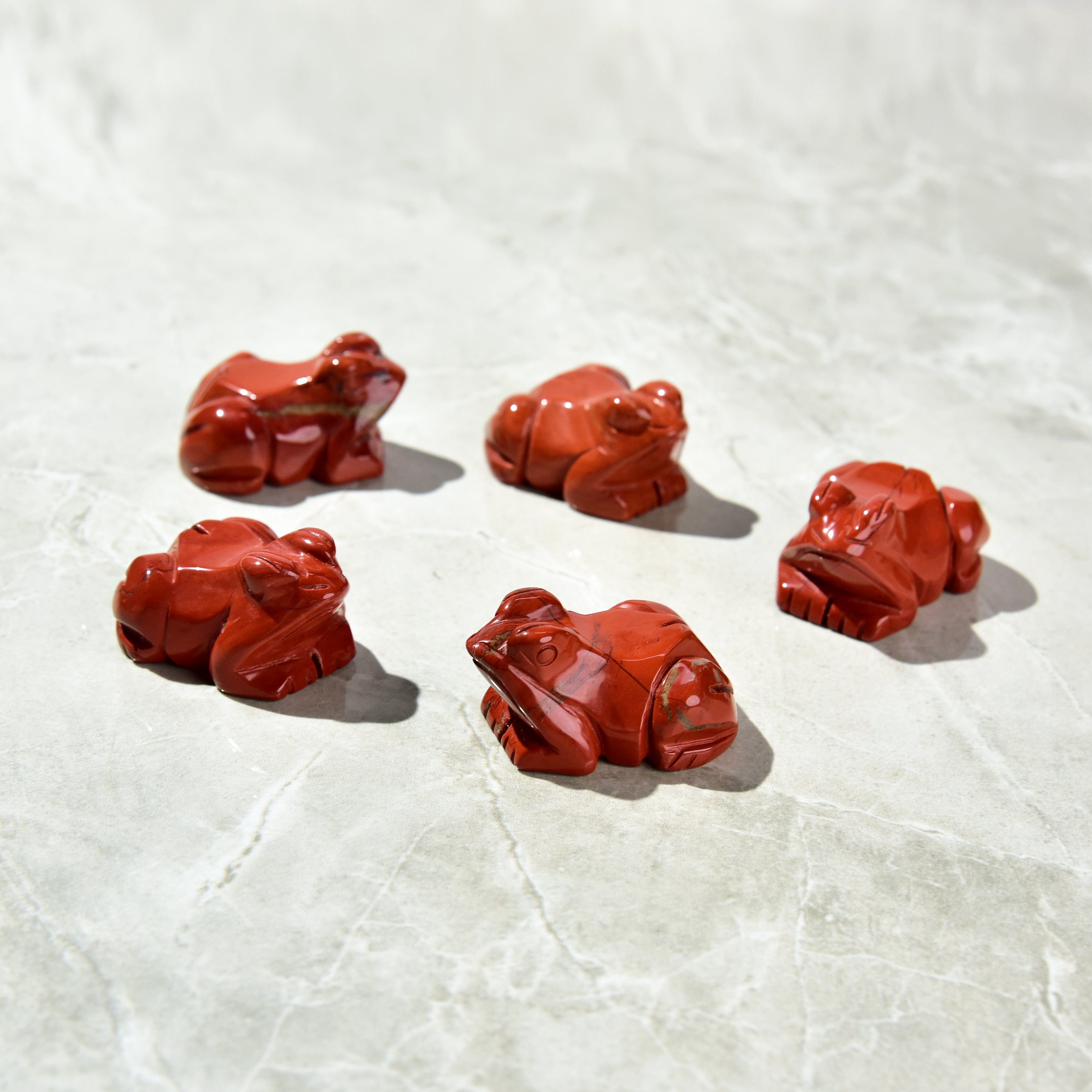 KALIFANO Gemstone Carvings 2" Red Jasper Frog Natural Gemstone Carving CV13-F-RJ