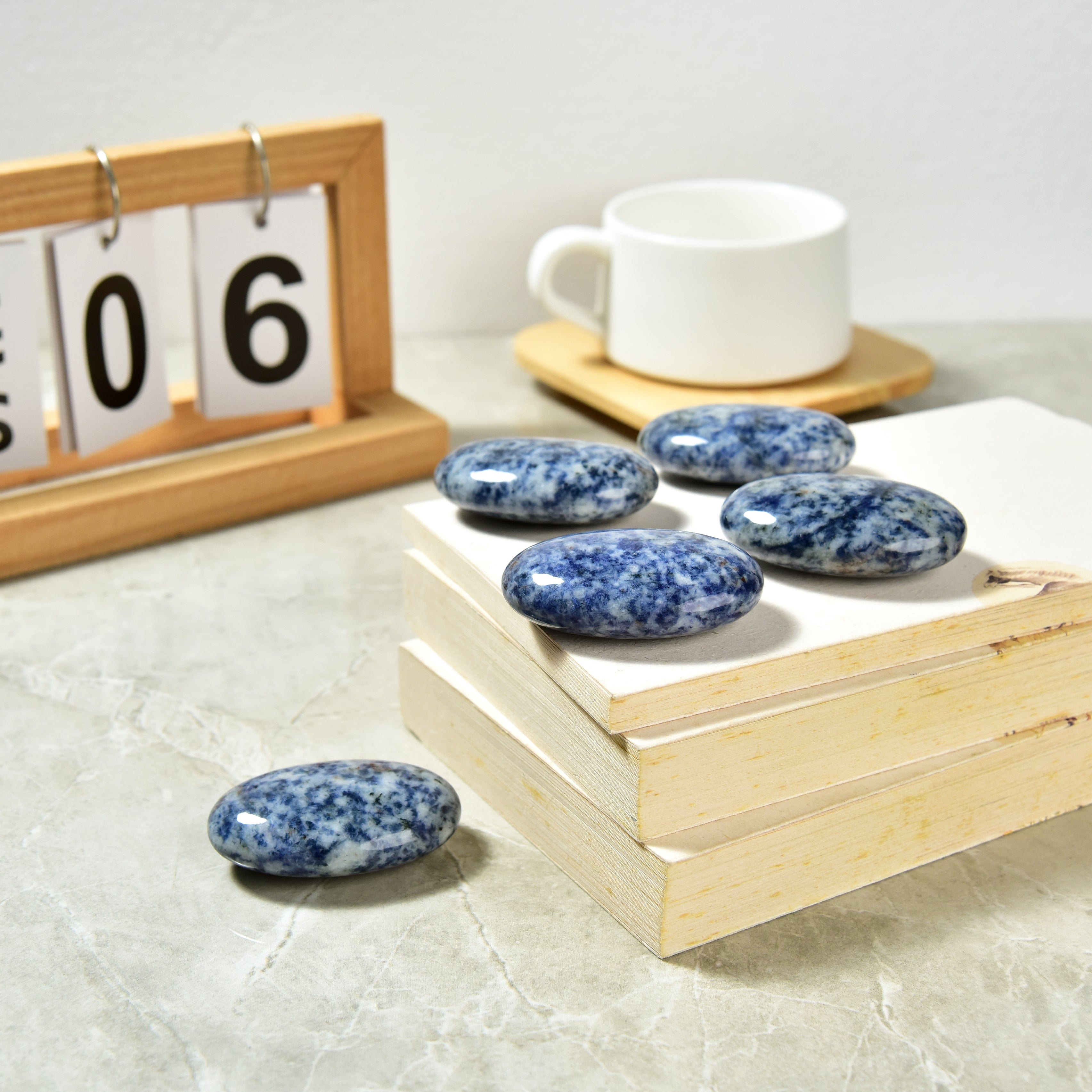 KALIFANO Lapis Sodalite Palm Stone PS60-SD