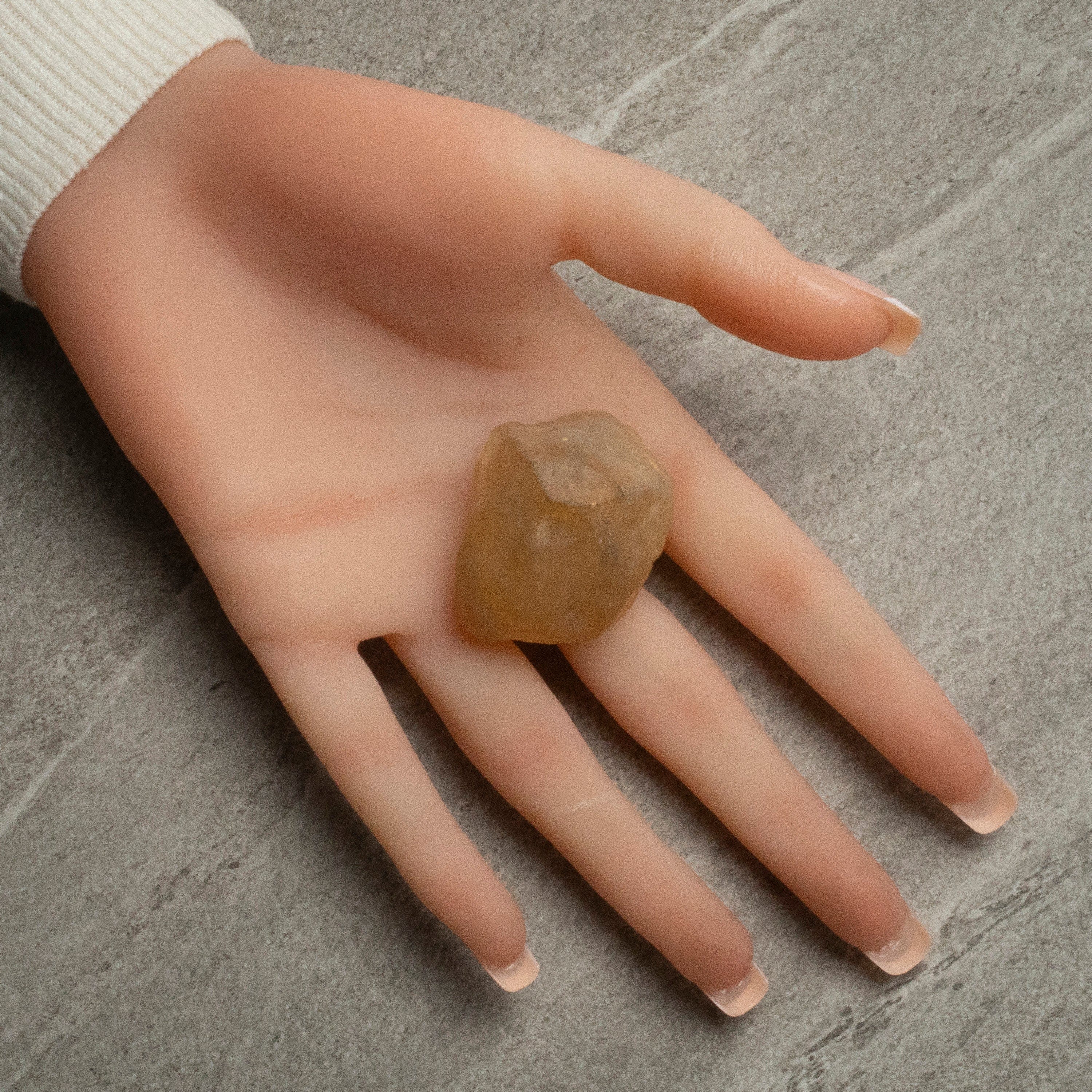 Kalifano Libyan Desert Glass Libyan Desert Glass Tektite - 36 g LG750.017