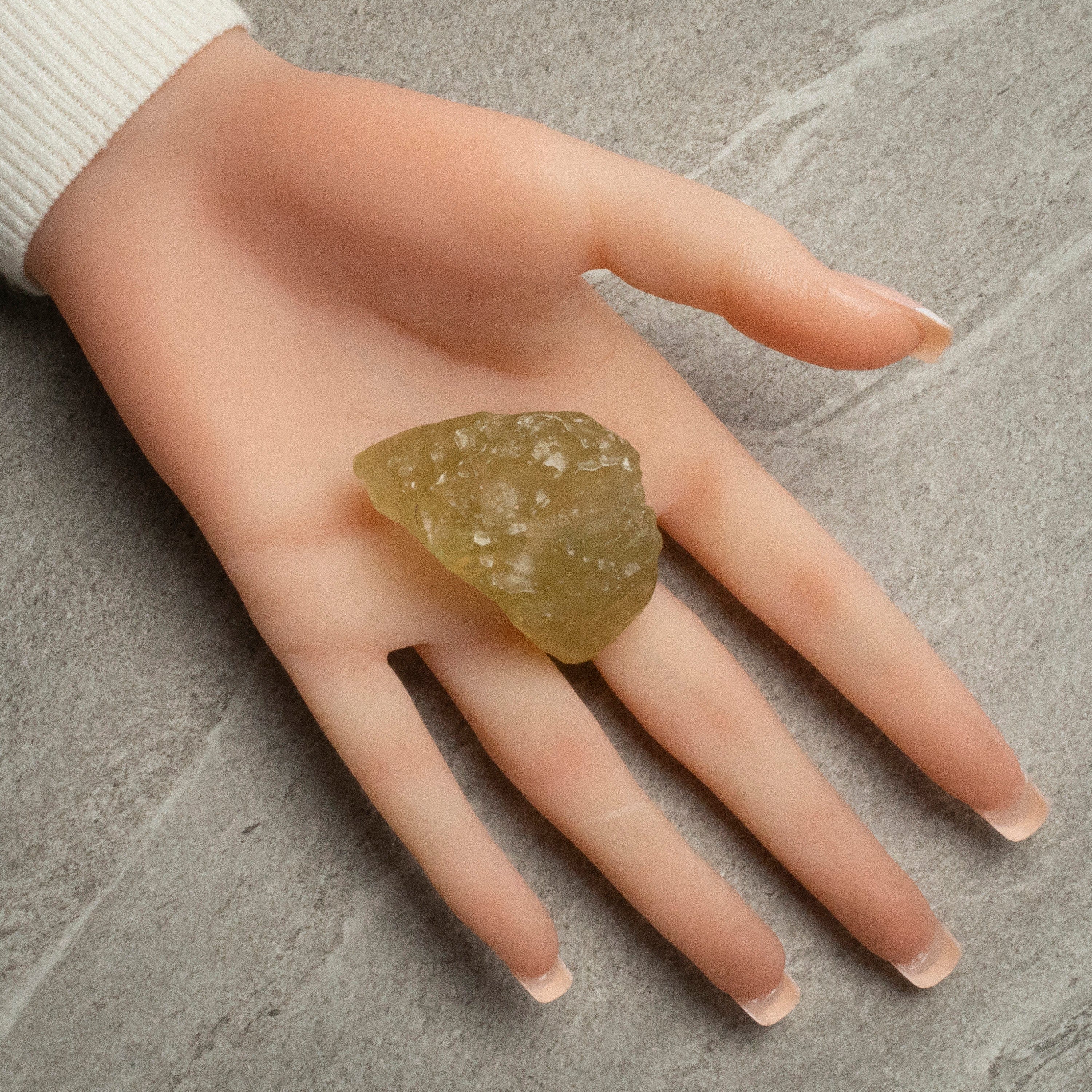 Kalifano Libyan Desert Glass Libyan Desert Glass Tektite - 38 g LG800.012
