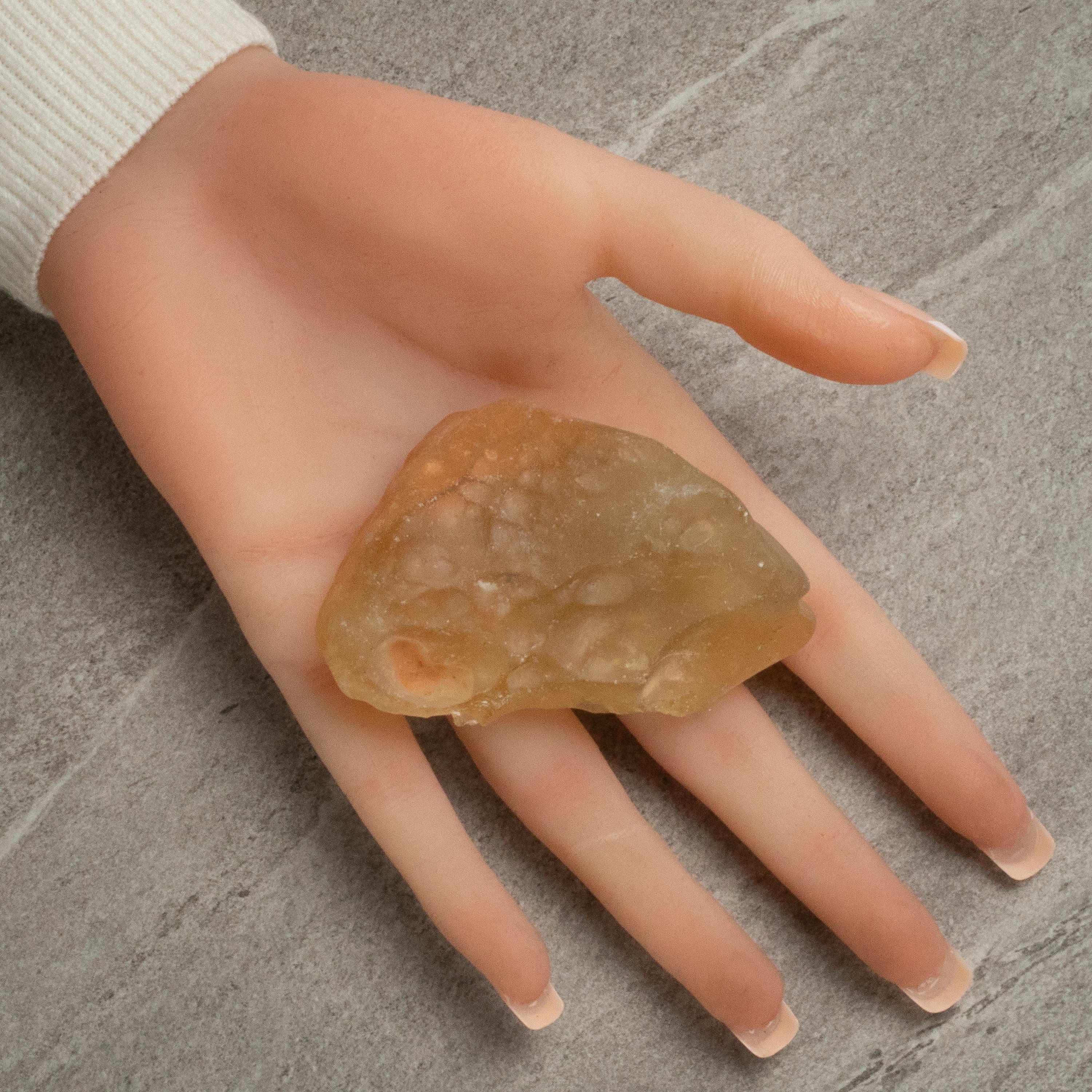 Kalifano Libyan Desert Glass Libyan Desert Glass Tektite - 91 g LG1800.002