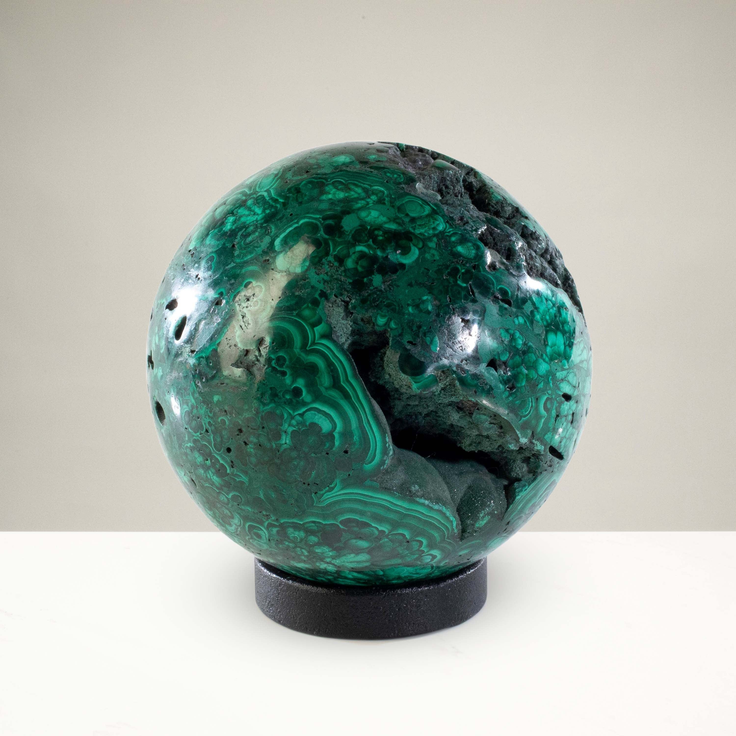 Kalifano Malachite Malachite Sphere Carving 3.5" / 1,160g SP2800-MA.002