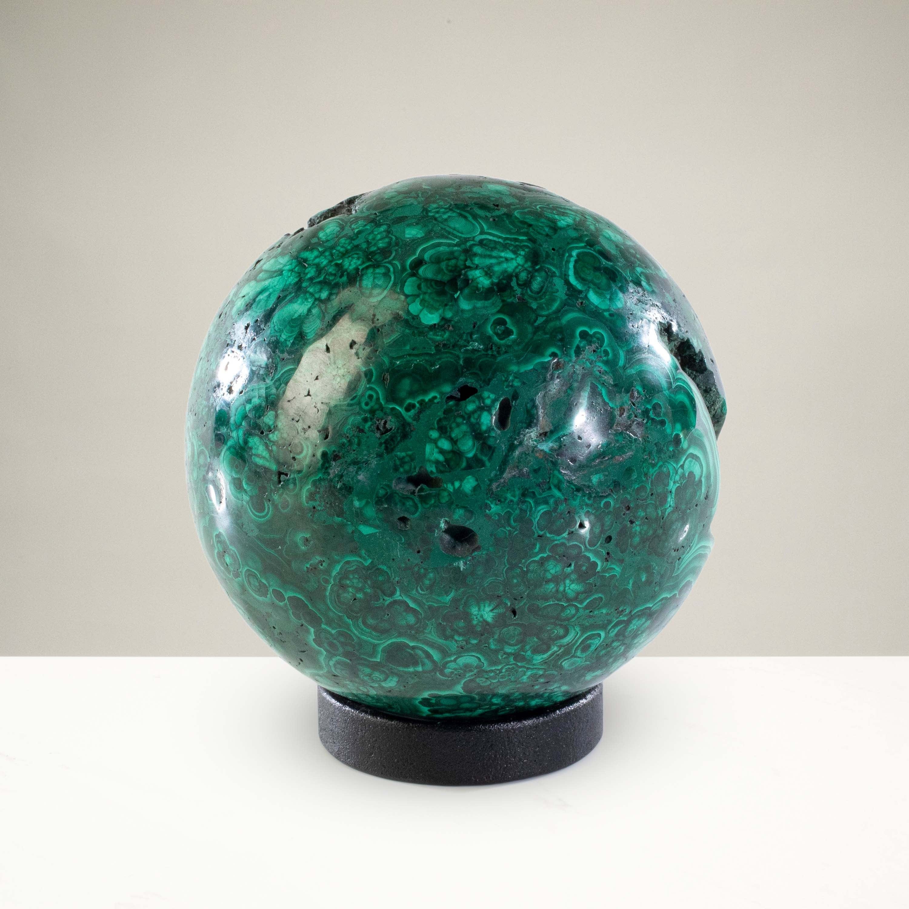 Kalifano Malachite Malachite Sphere Carving 3.5" / 1,160g SP2800-MA.002