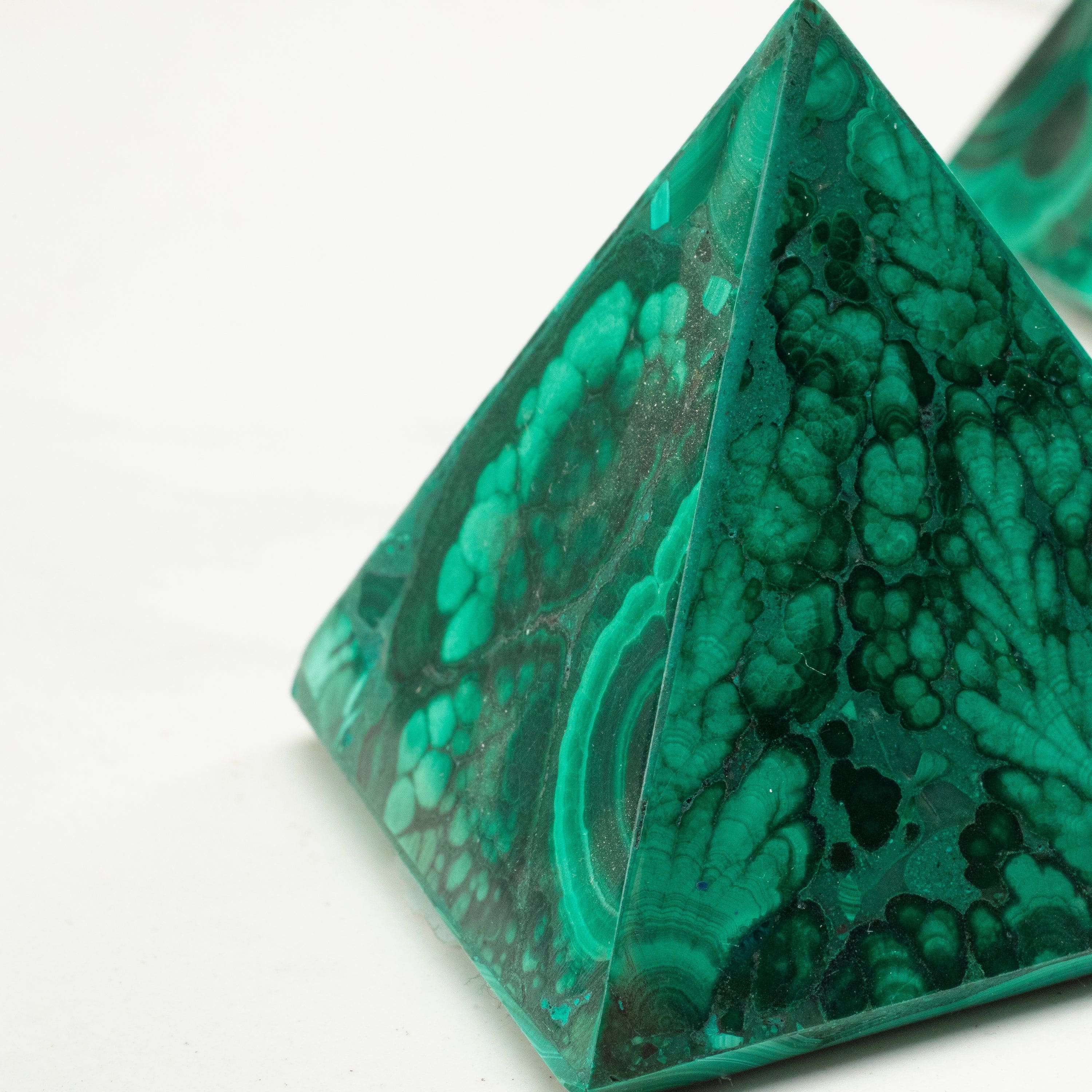 KALIFANO Malachite Pyramid PY300-MA