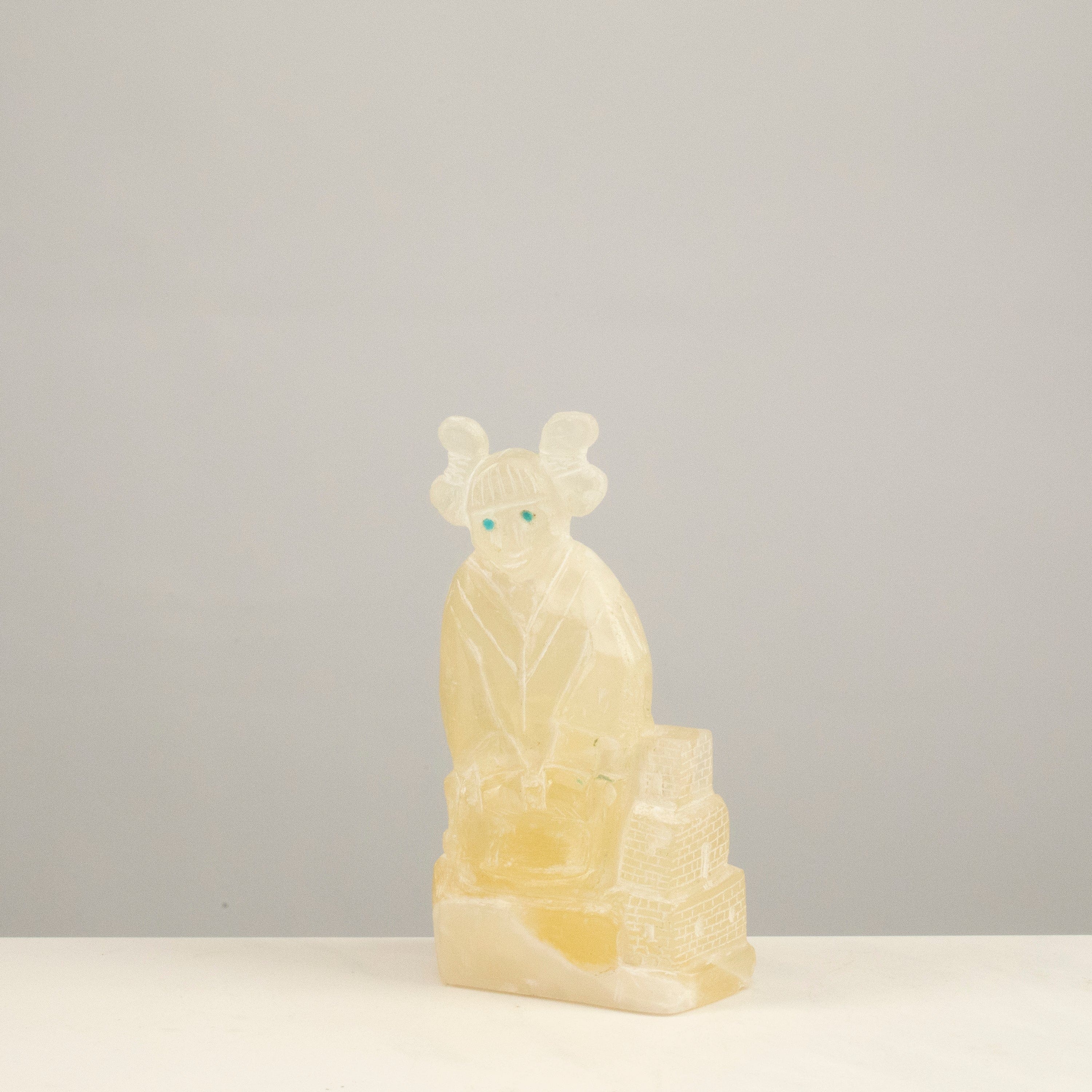 Kalifano Native American Fetish Carvings L. Pincion Calcite Handmade Zuni Fetish Carving NAC720.001