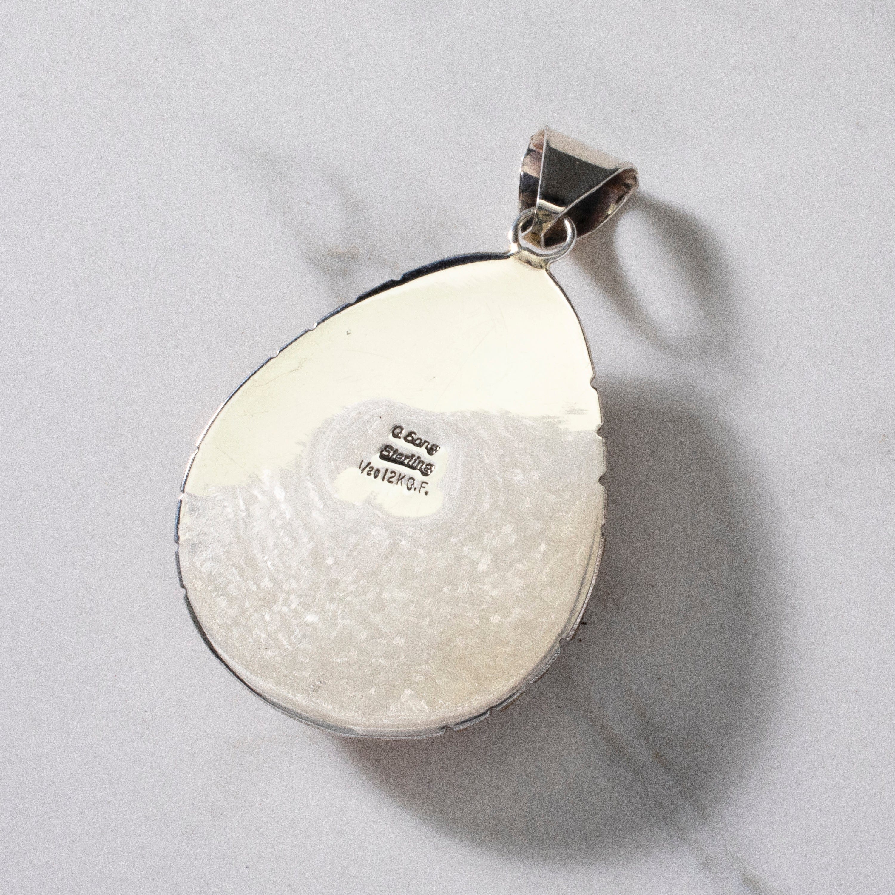Kalifano Native American Jewelry G. Long Navajo Black Onyx Teardrop Navajo USA Native American Made 925 Sterling Silver & 12K Gold Filled Pendant NAN1200.031