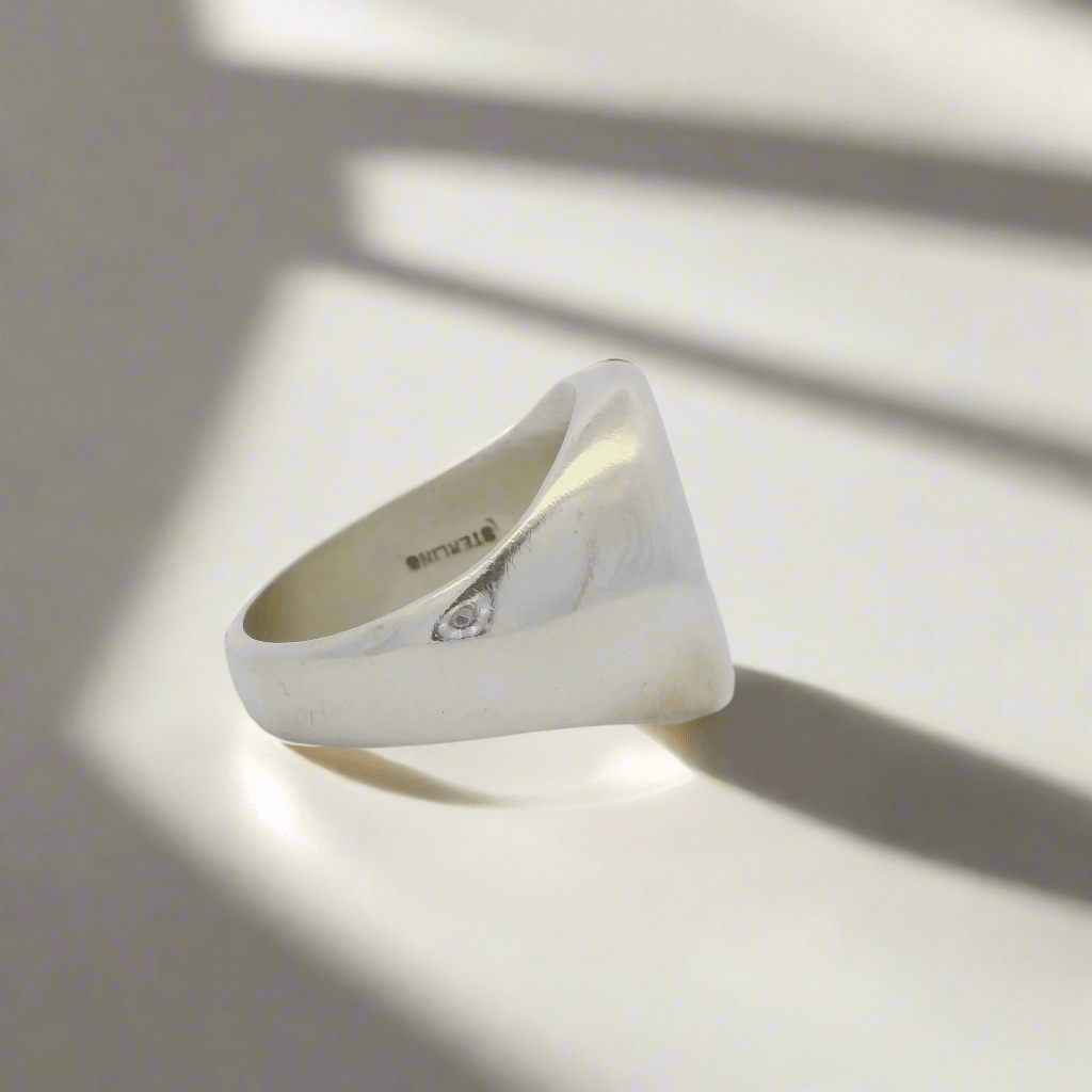 Kalifano Native American Jewelry Howling Coyote Hopi USA Native American Made 925 Sterling Silver Ring