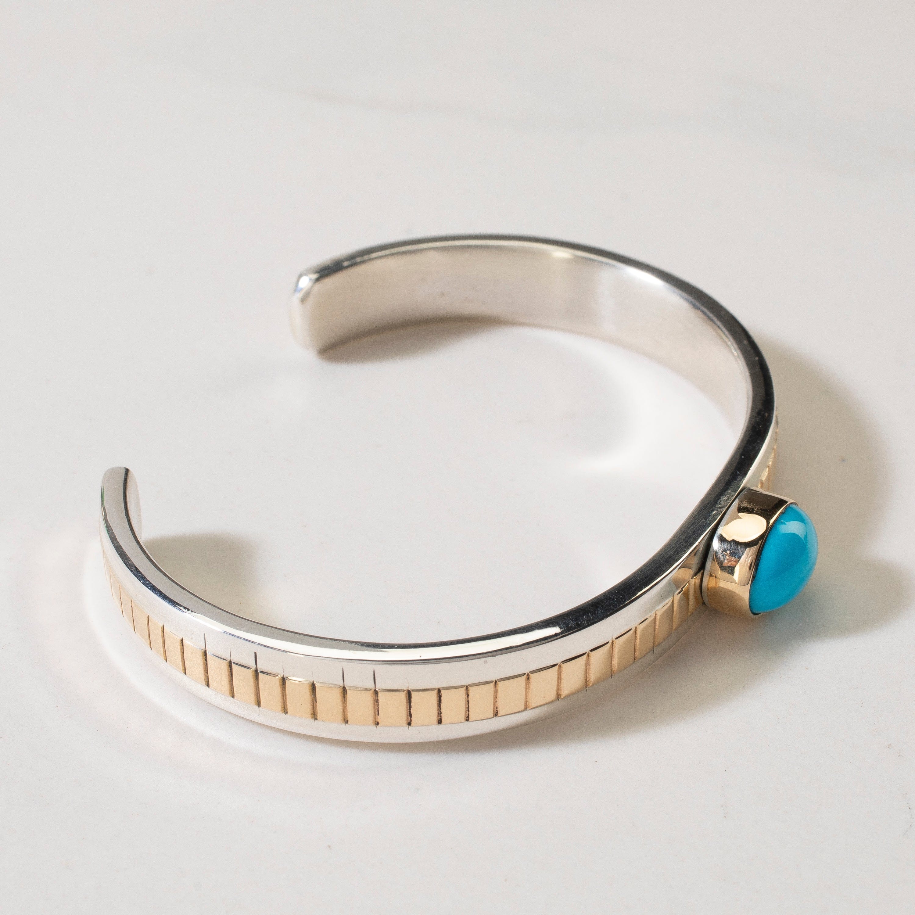Kalifano Native American Jewelry Ray Bennett Navajo Sleeping Beauty Turquoise & 14K Gold USA Native American Made 925 Sterling Silver Cuff NAB2800.007