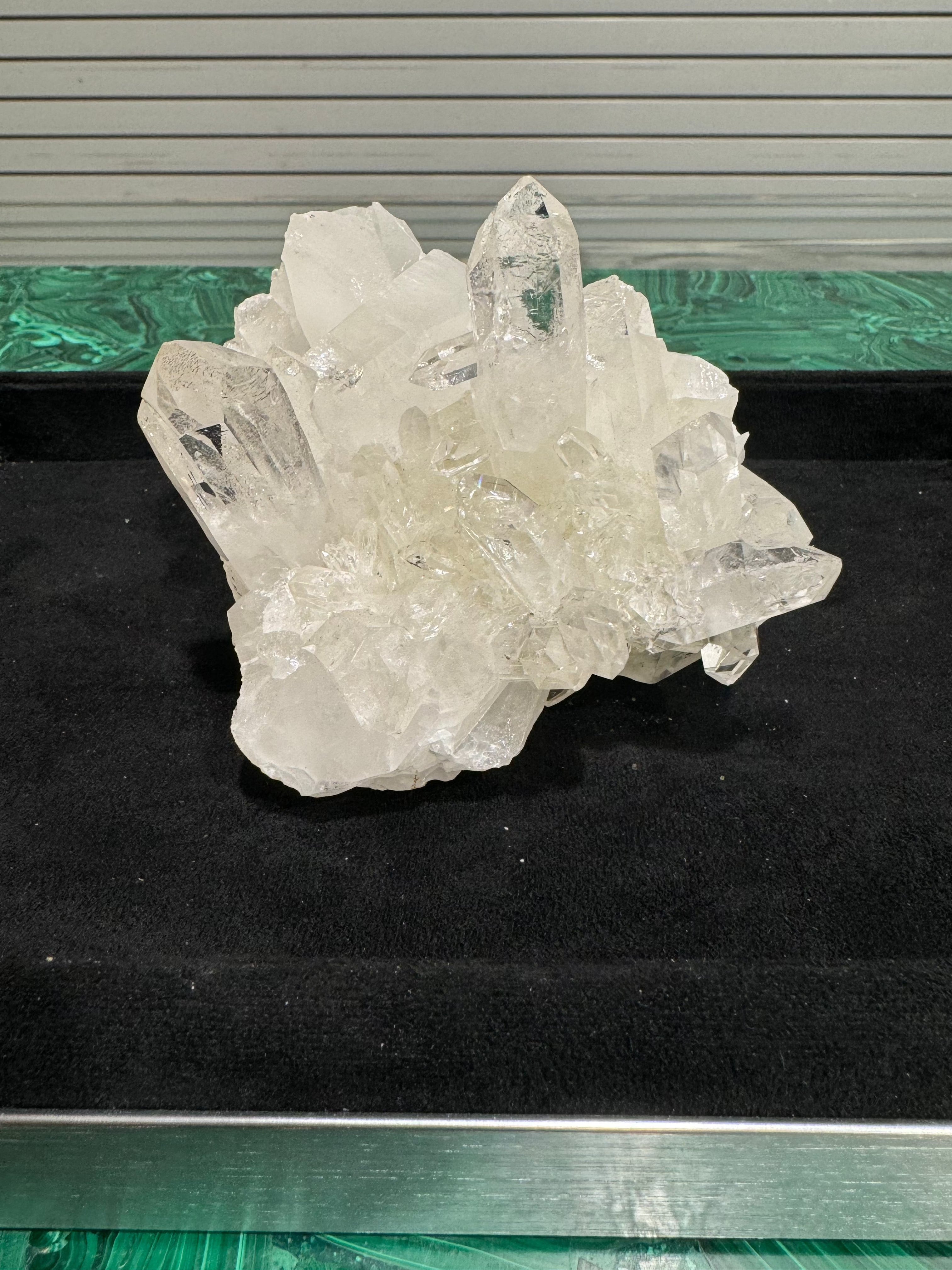 Kalifano Quartz Natural Clear Quartz Cluster 4.7" (AA800.002 -- 120mm W x 110mm H (100mm L) QC1600.003