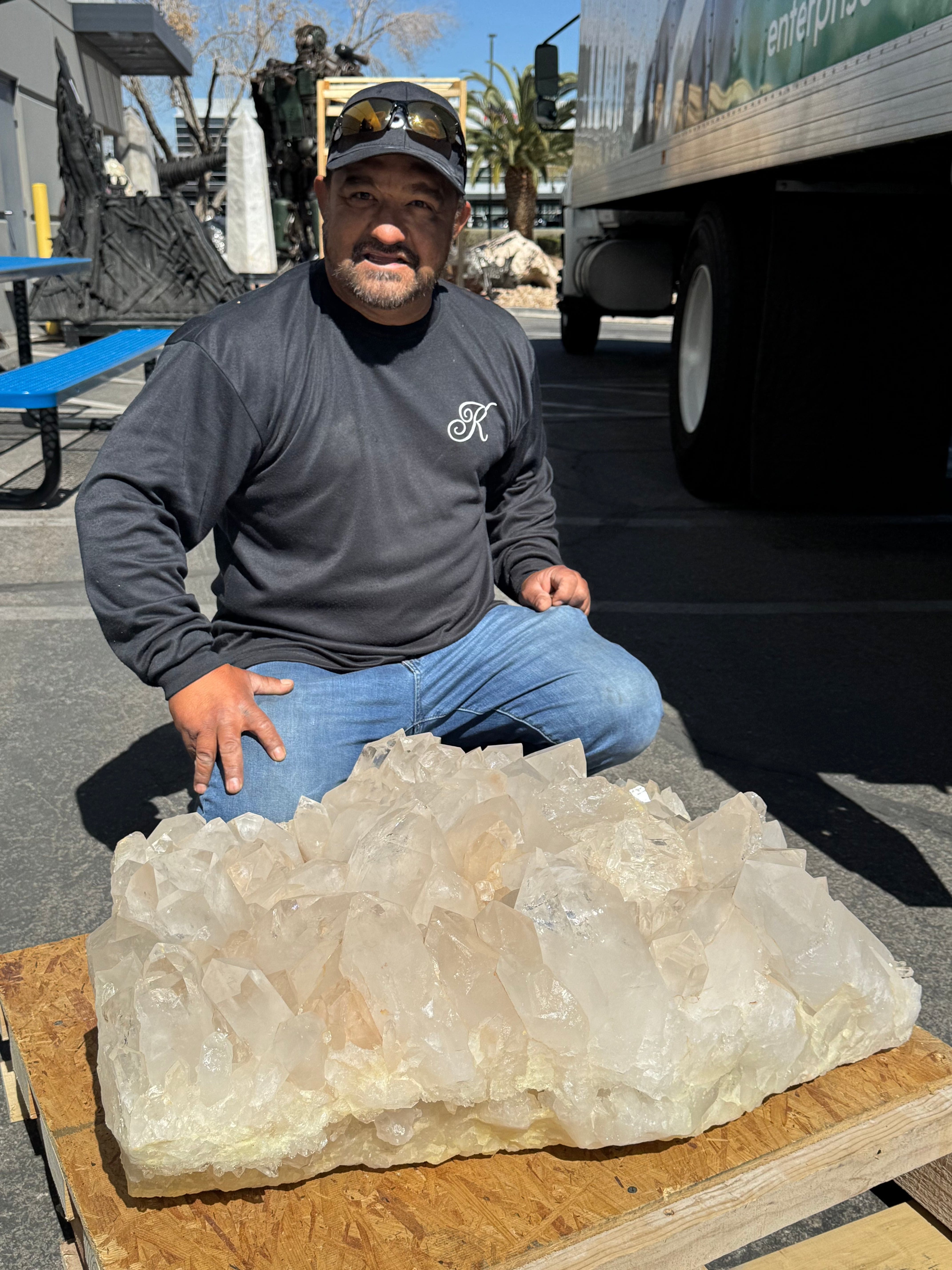 Kalifano Quartz Natural Clear Quartz Cluster Specimen 31" / 319 lbs QC120000.002