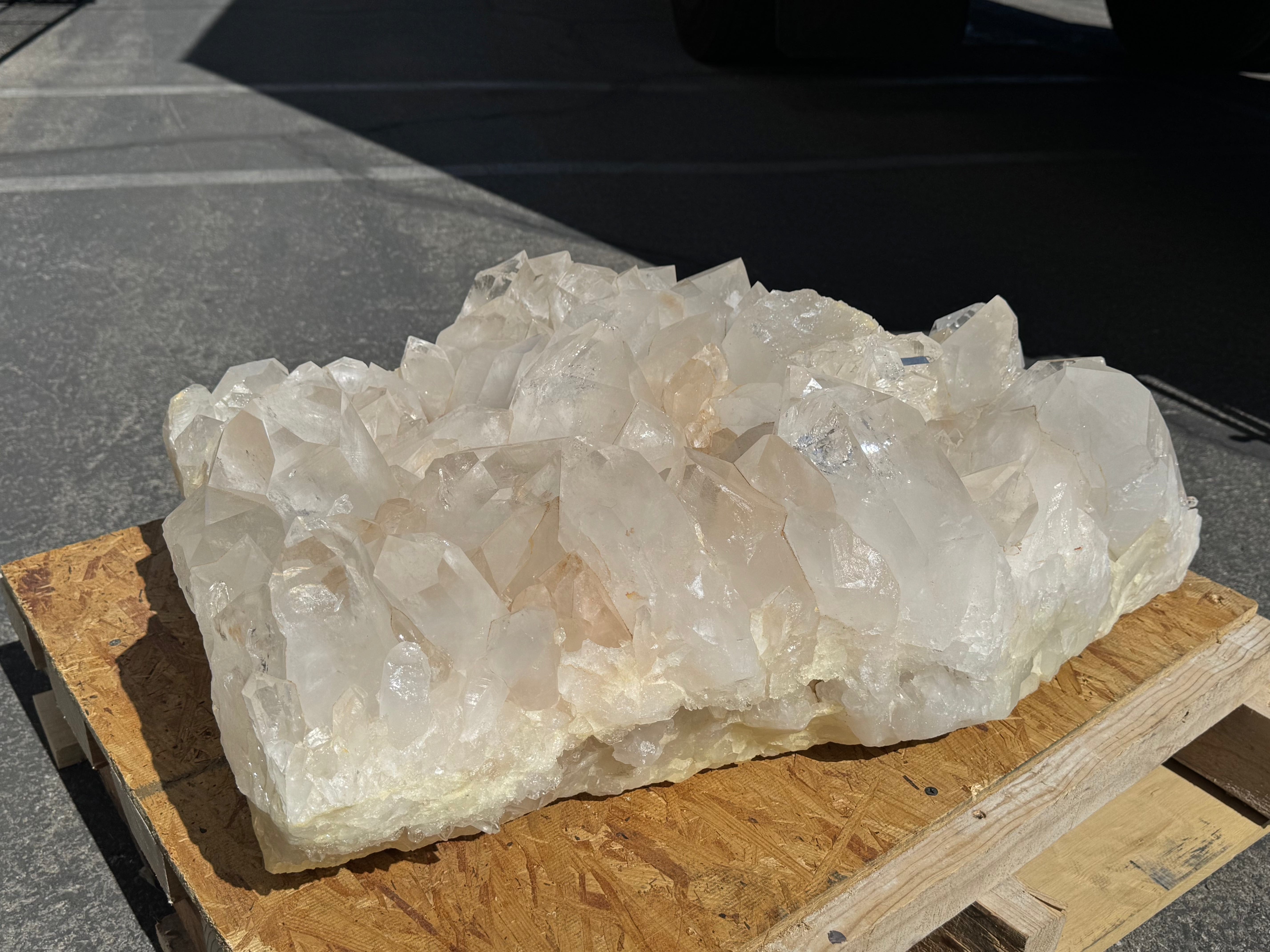 Kalifano Quartz Natural Clear Quartz Cluster Specimen 31" / 319 lbs QC120000.002