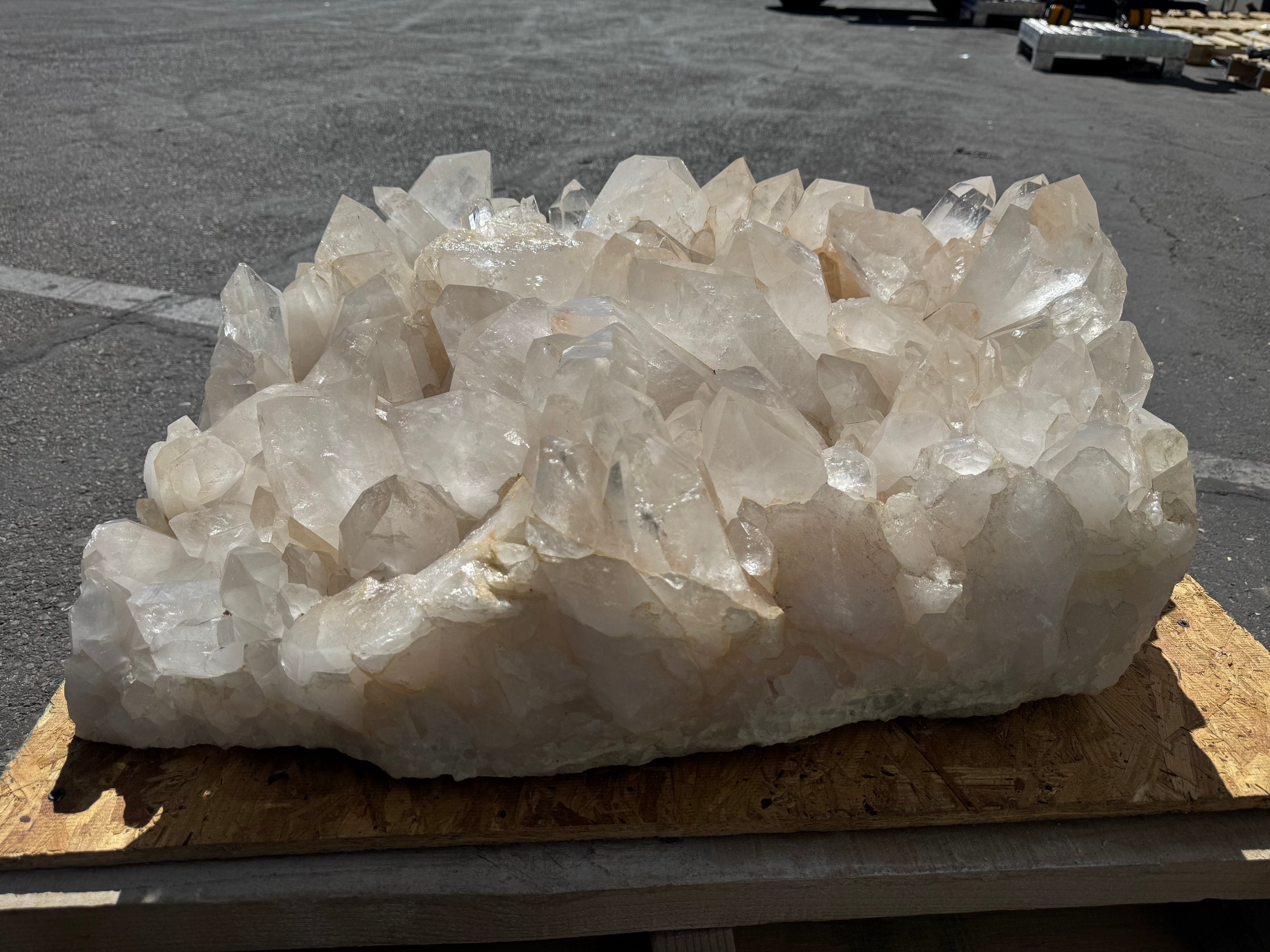 Kalifano Quartz Natural Clear Quartz Cluster Specimen 31" / 319 lbs QC120000.002