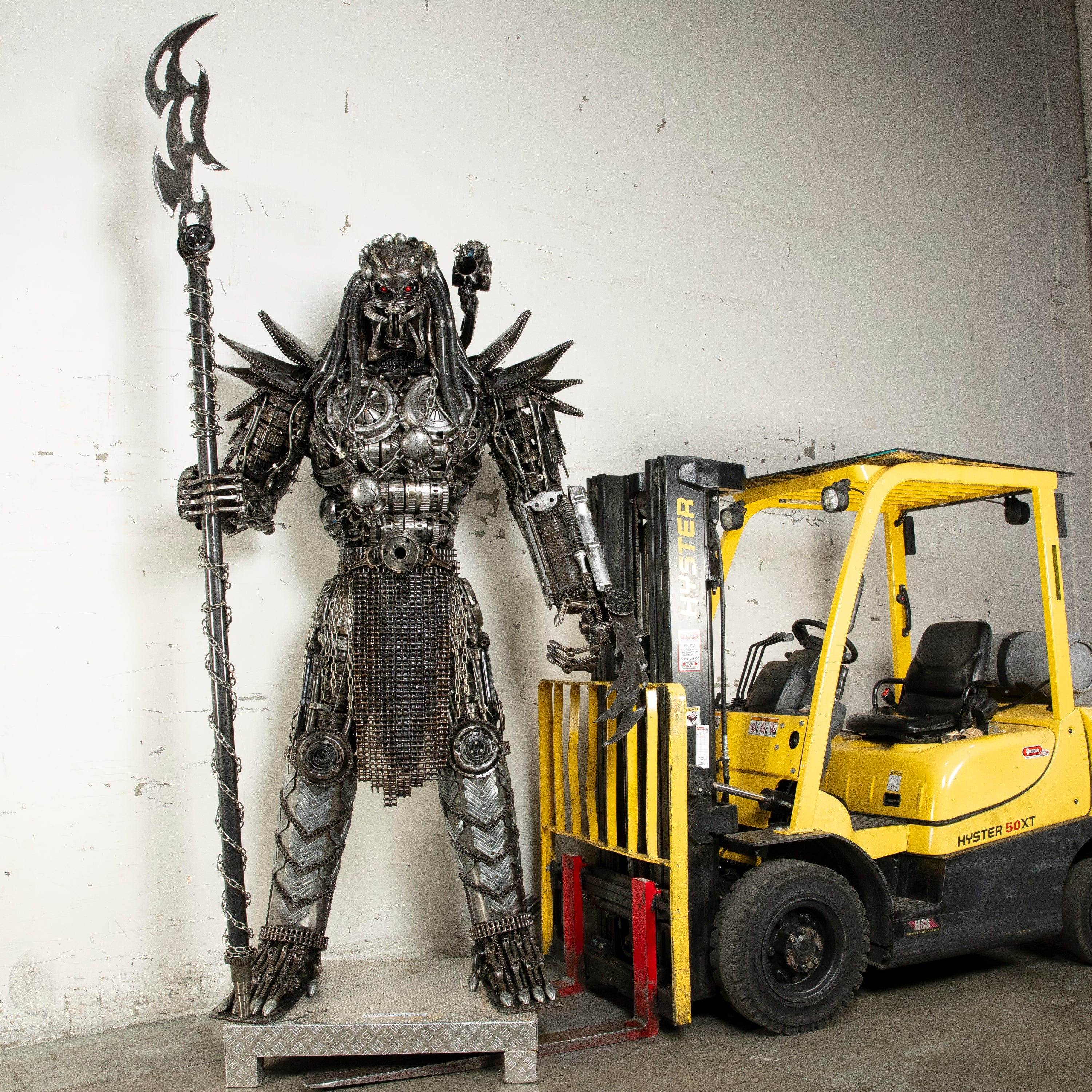 Kalifano Recycled Metal Art 102" Predator Inspired Recycled Metal Art Sculpture RMS-PRED260-S05