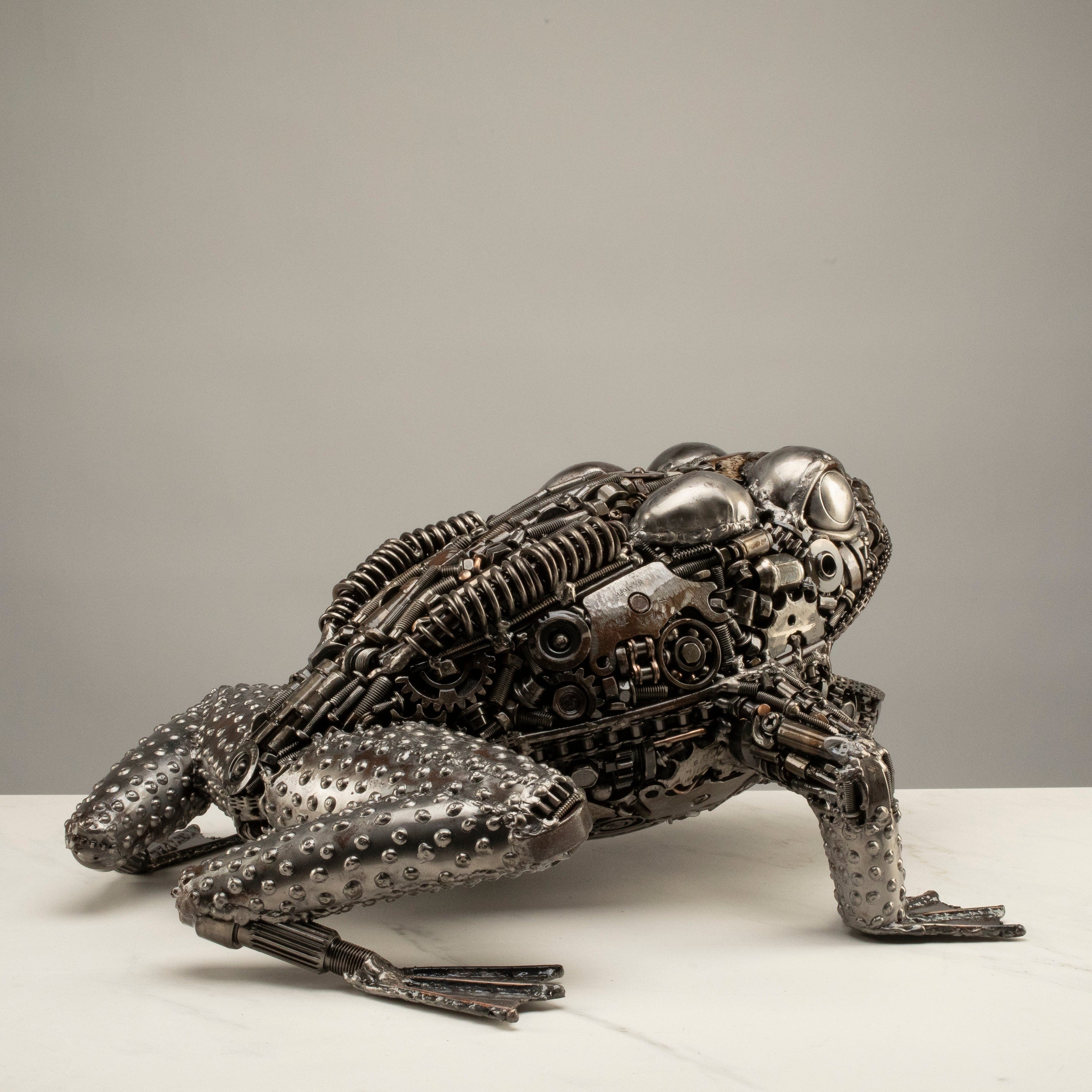KALIFANO Recycled Metal Art 20" Frog Inspired Recycled Metal Art Sculpture RMS-FR53x23-PK