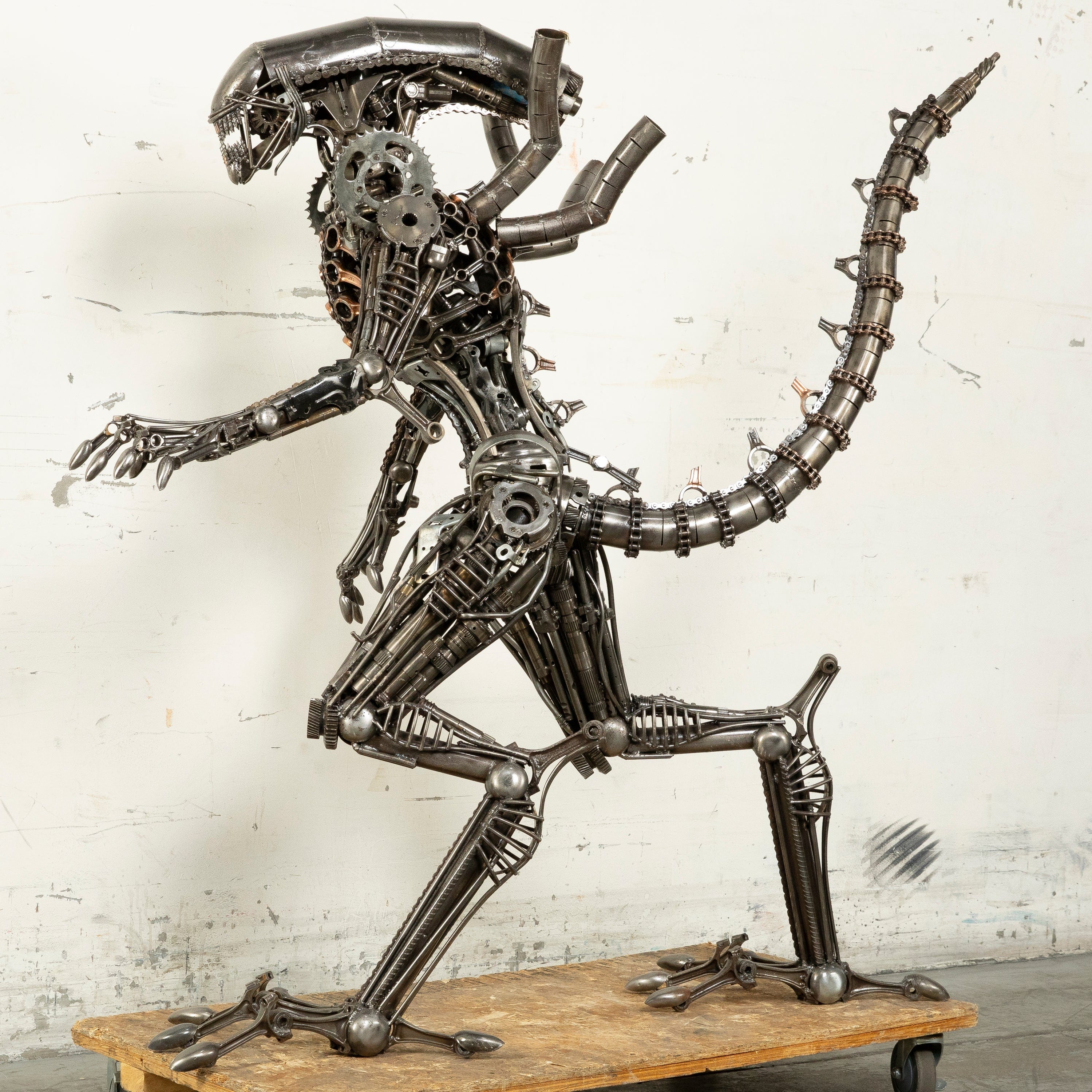 Kalifano Recycled Metal Art 55" Alien Inspired Recycled Metal Art Sculpture RMS-A140-S01