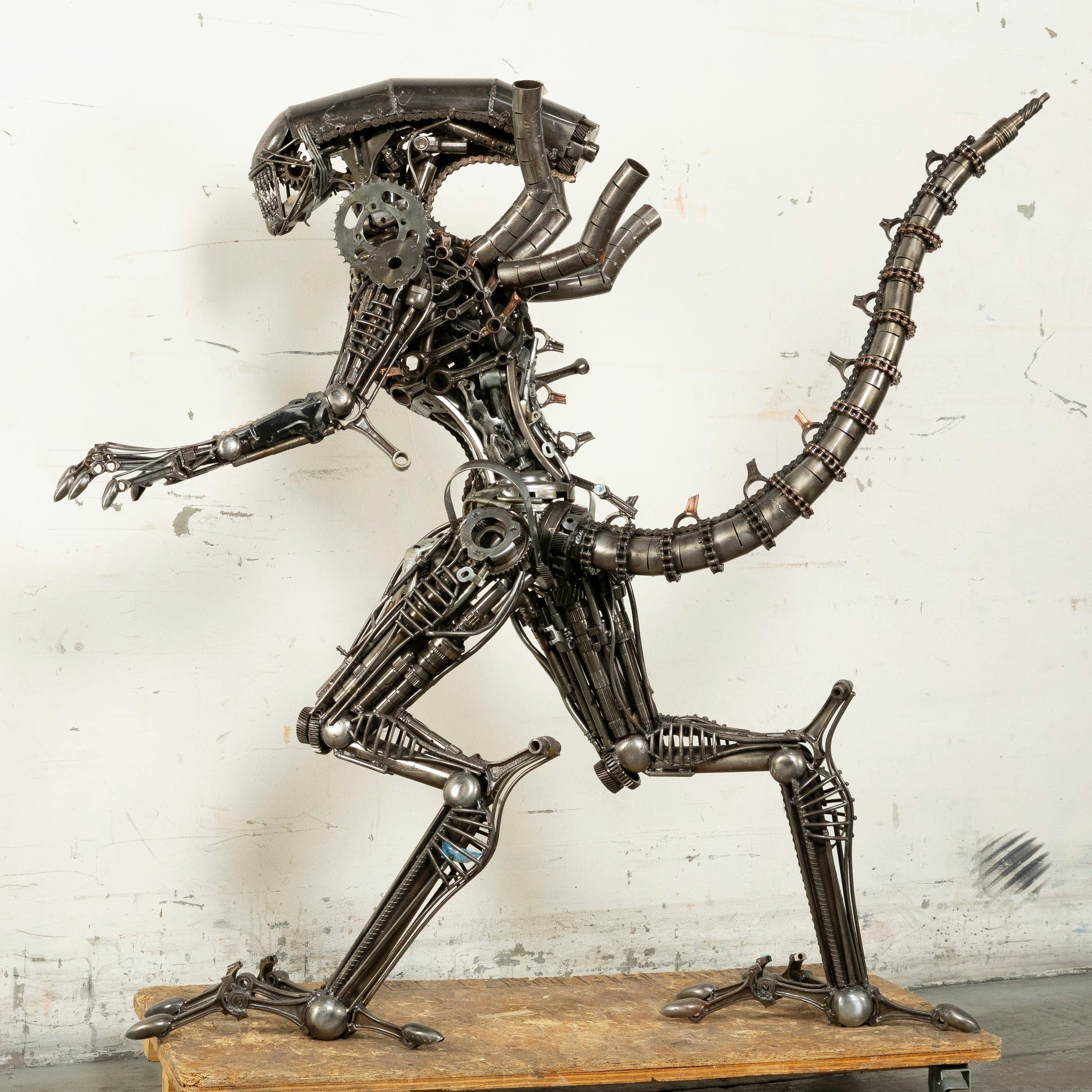 Kalifano Recycled Metal Art 55" Alien Inspired Recycled Metal Art Sculpture RMS-A140-S01